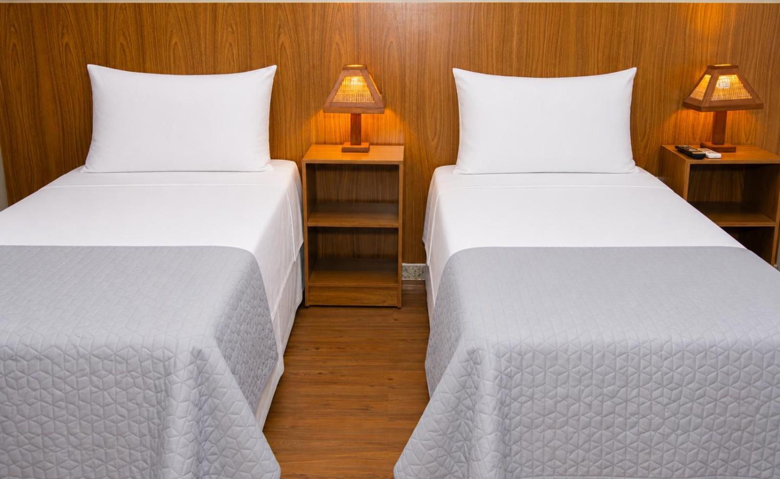 Quarto Standard com Cama de Casal ou 2 de Solteiro