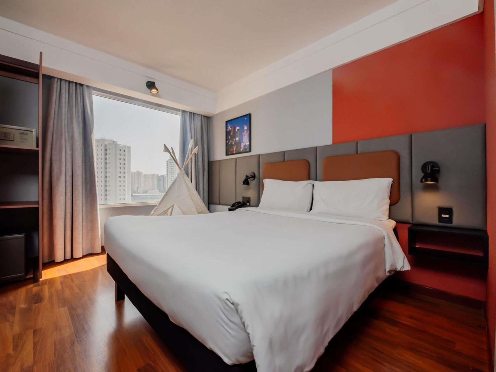 Standard One Double Bed