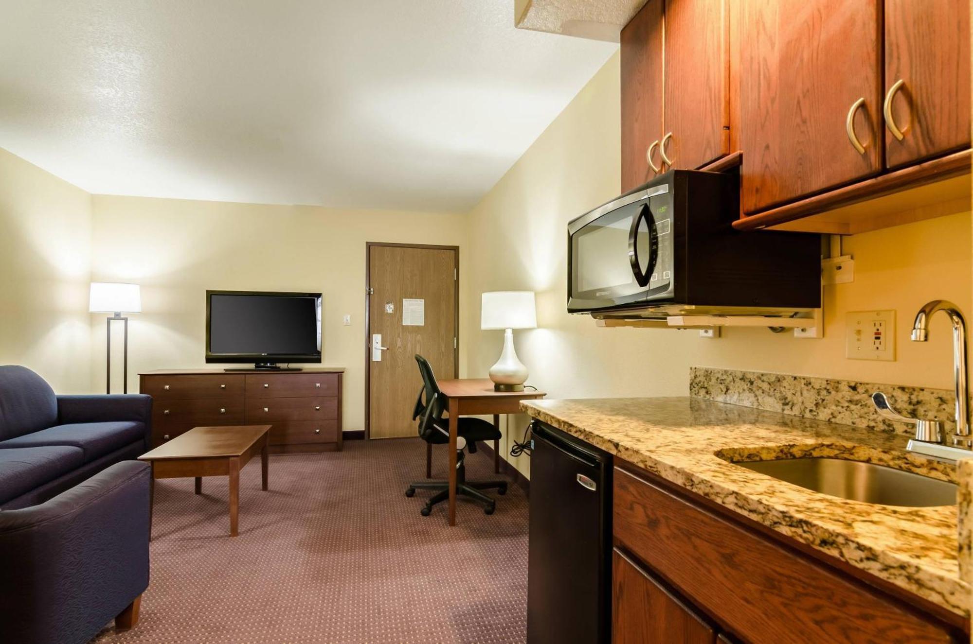 King Suite Non-Smoking