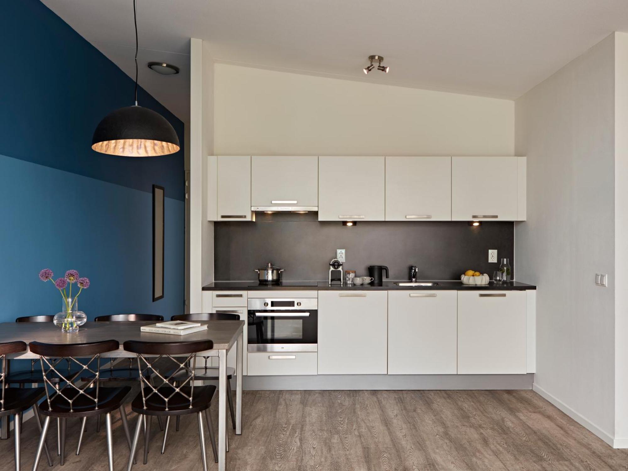 Large 2 Bedroom Apartment