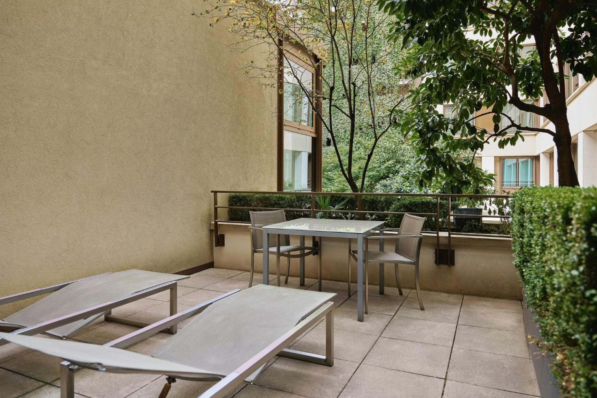 Mandarin Room Terrace