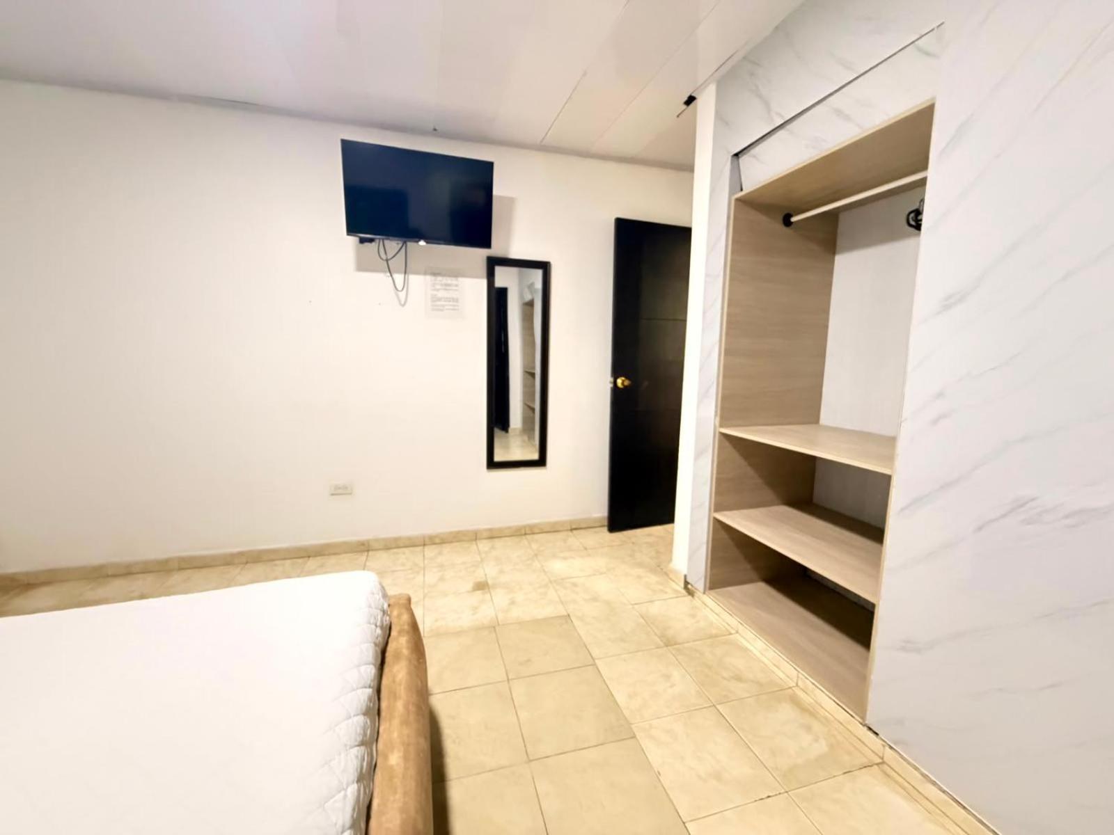 Apartamento Interno com 1 Quarto