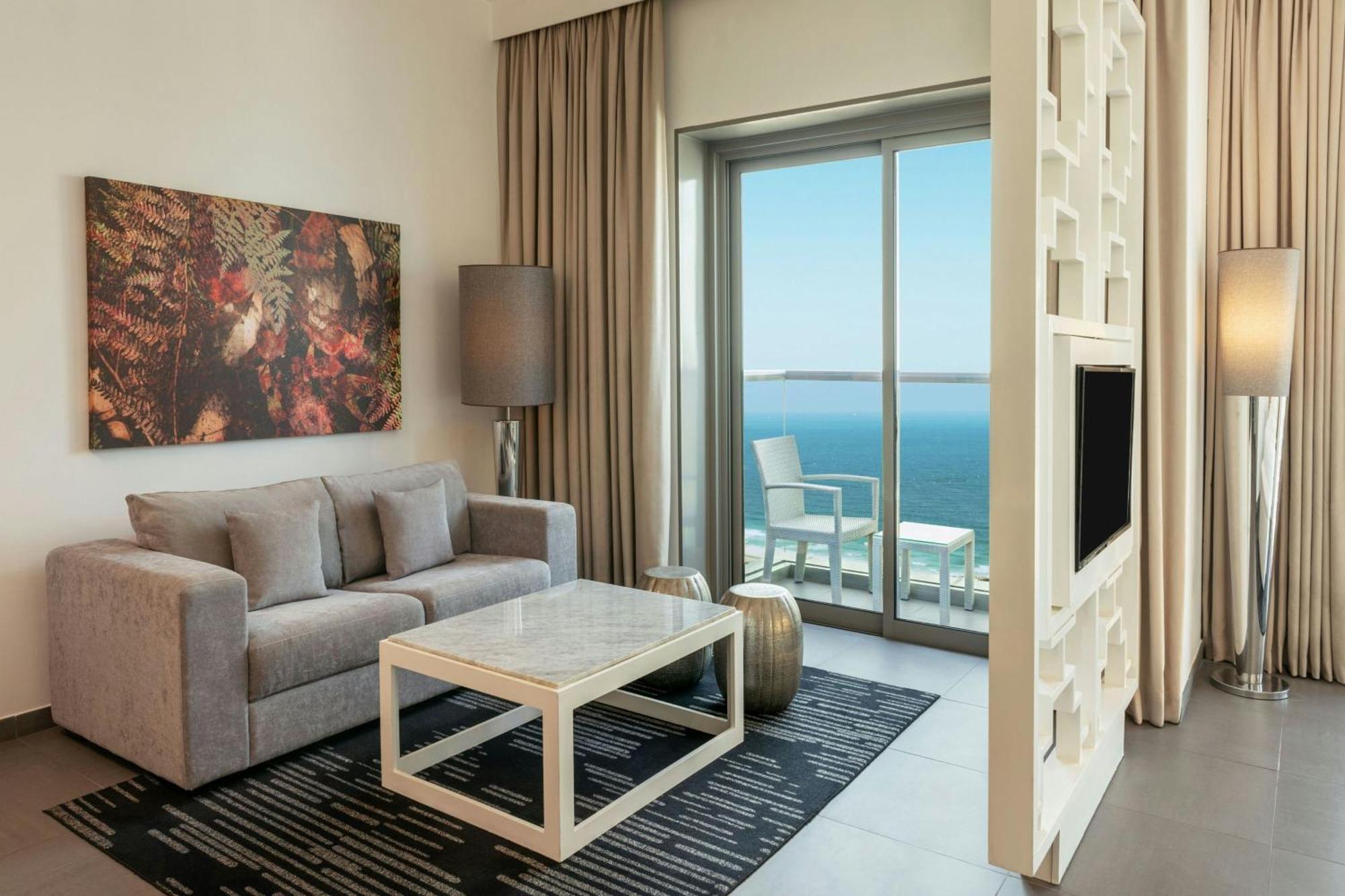 Grand Studio Suite Soluna Access