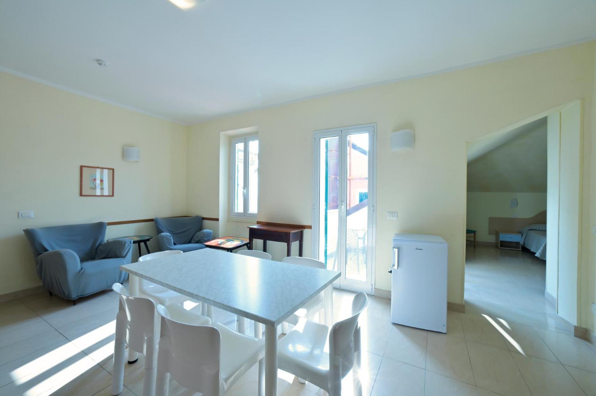 One-Bedroom Standard Apartment