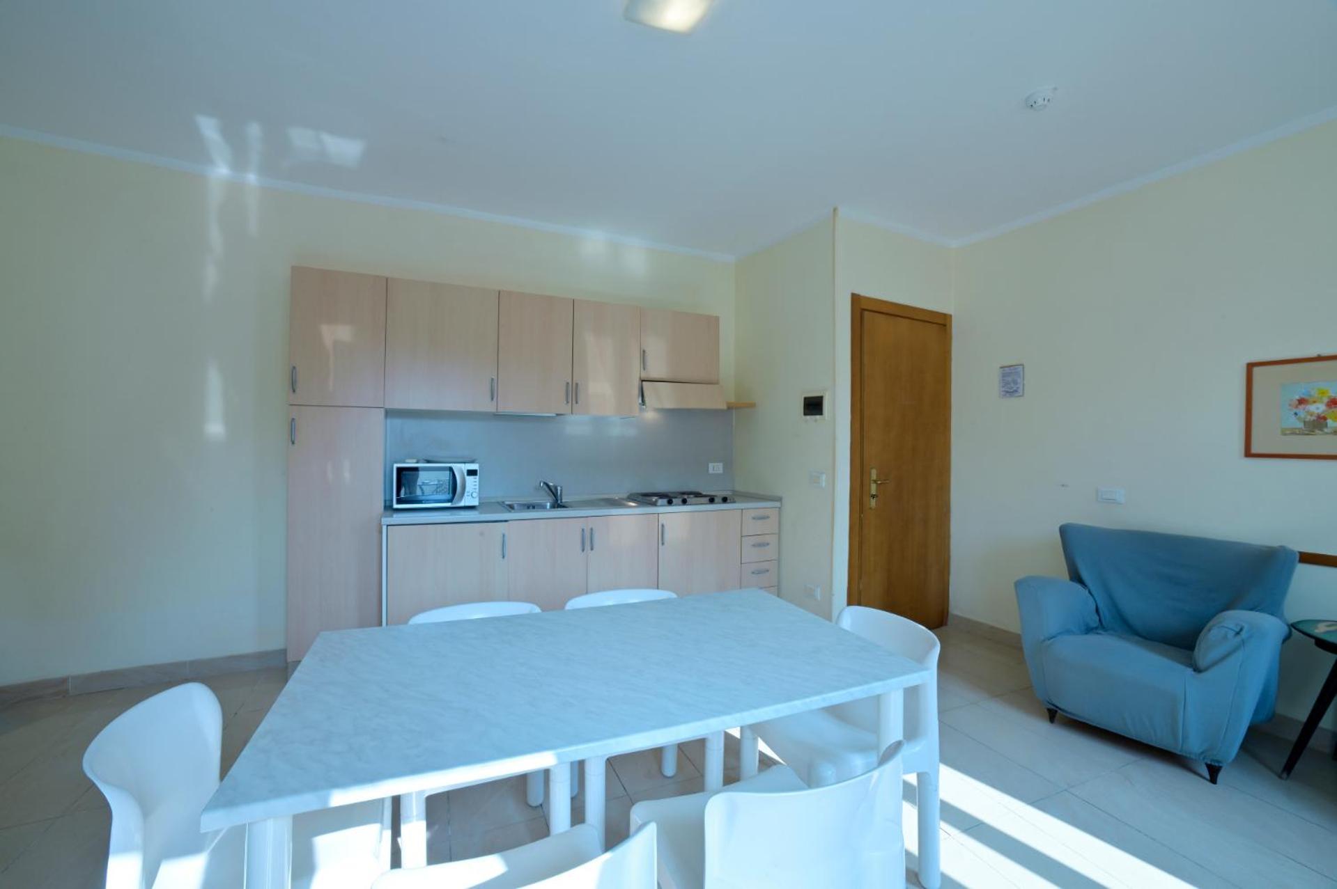 One-Bedroom Standard Apartment