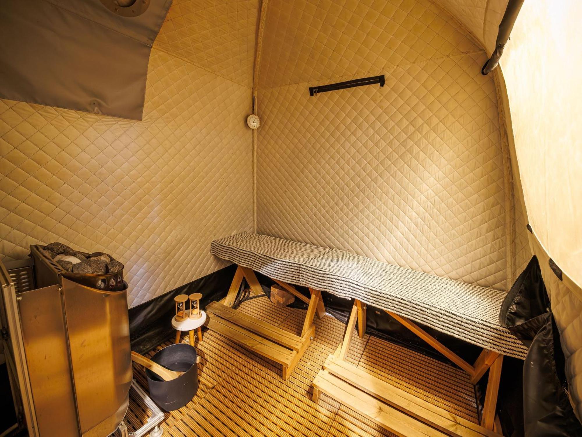 Women-Only Capsule Room Non-Refundable