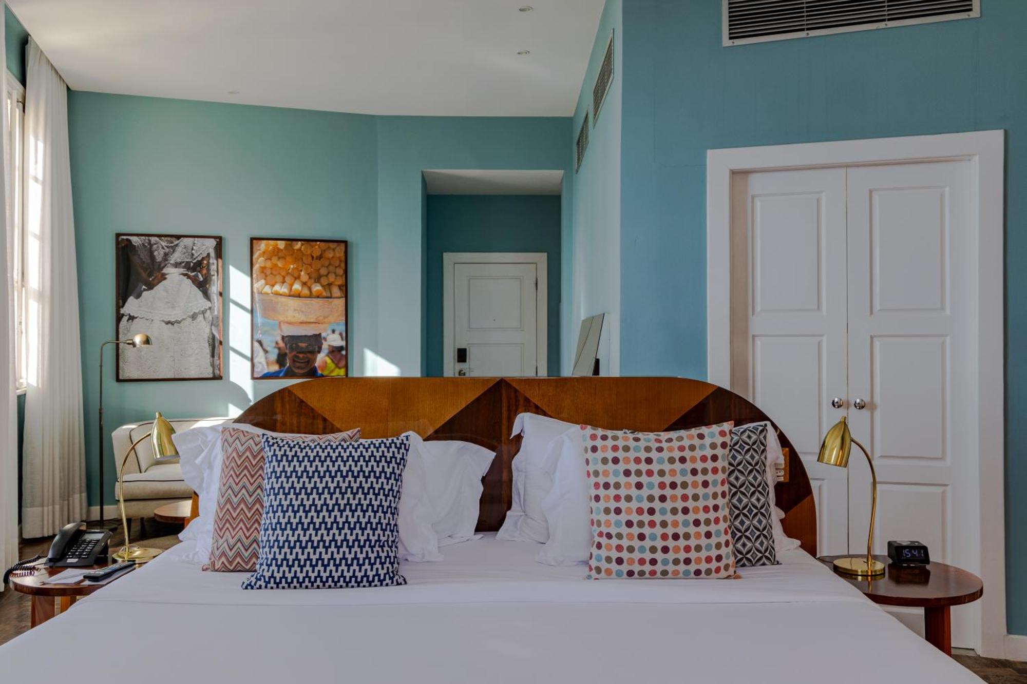Deluxe Suite