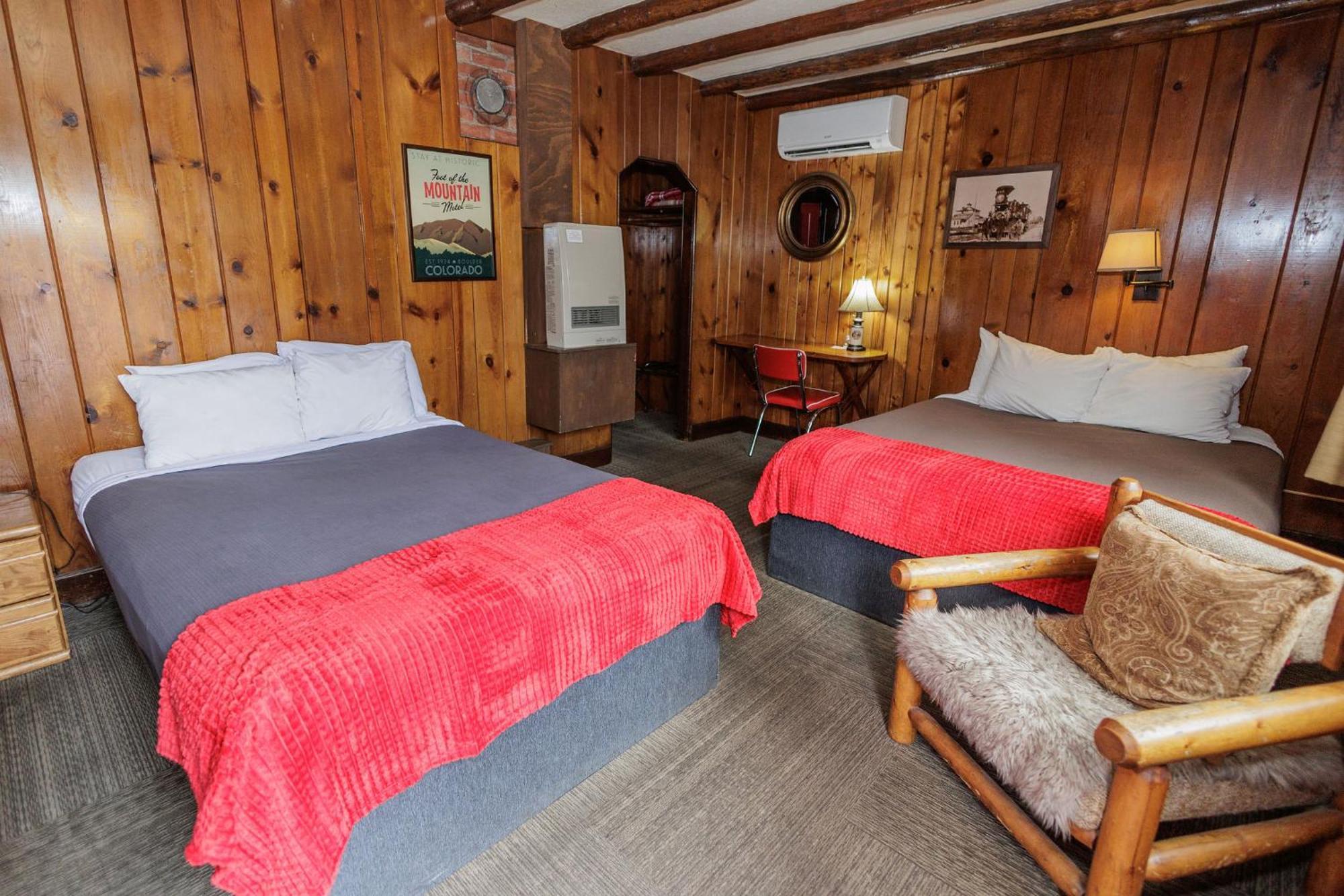Bunk House Queen