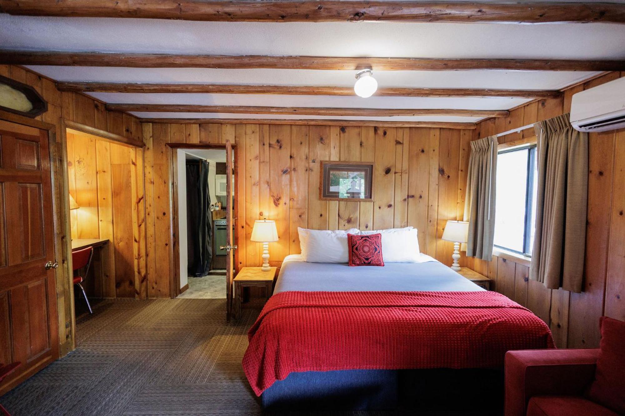 Hideaway Suite