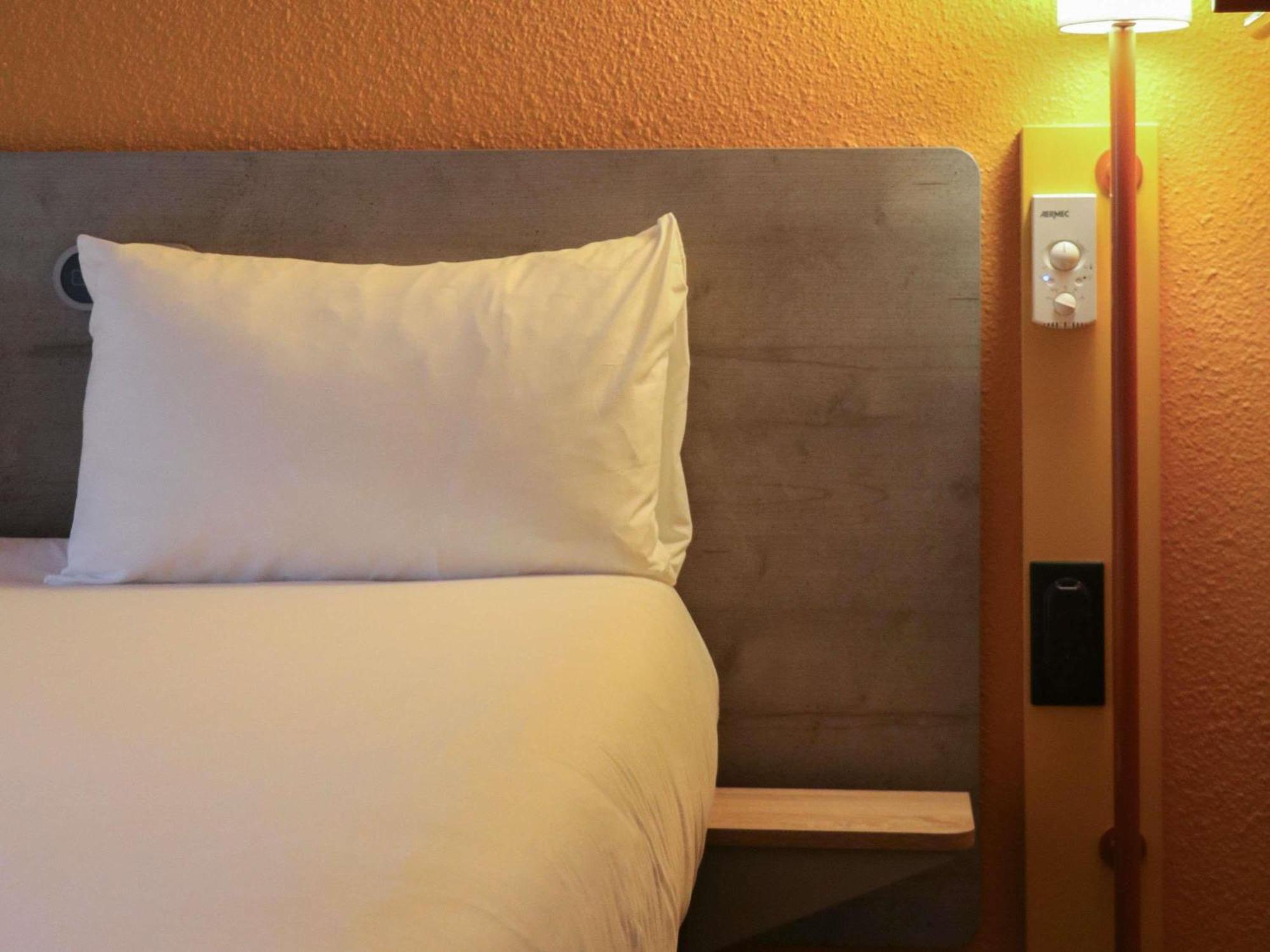 Standard Room King Bed Disability Access