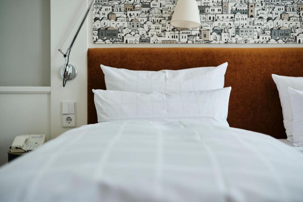 Deluxe Double Room Lake View