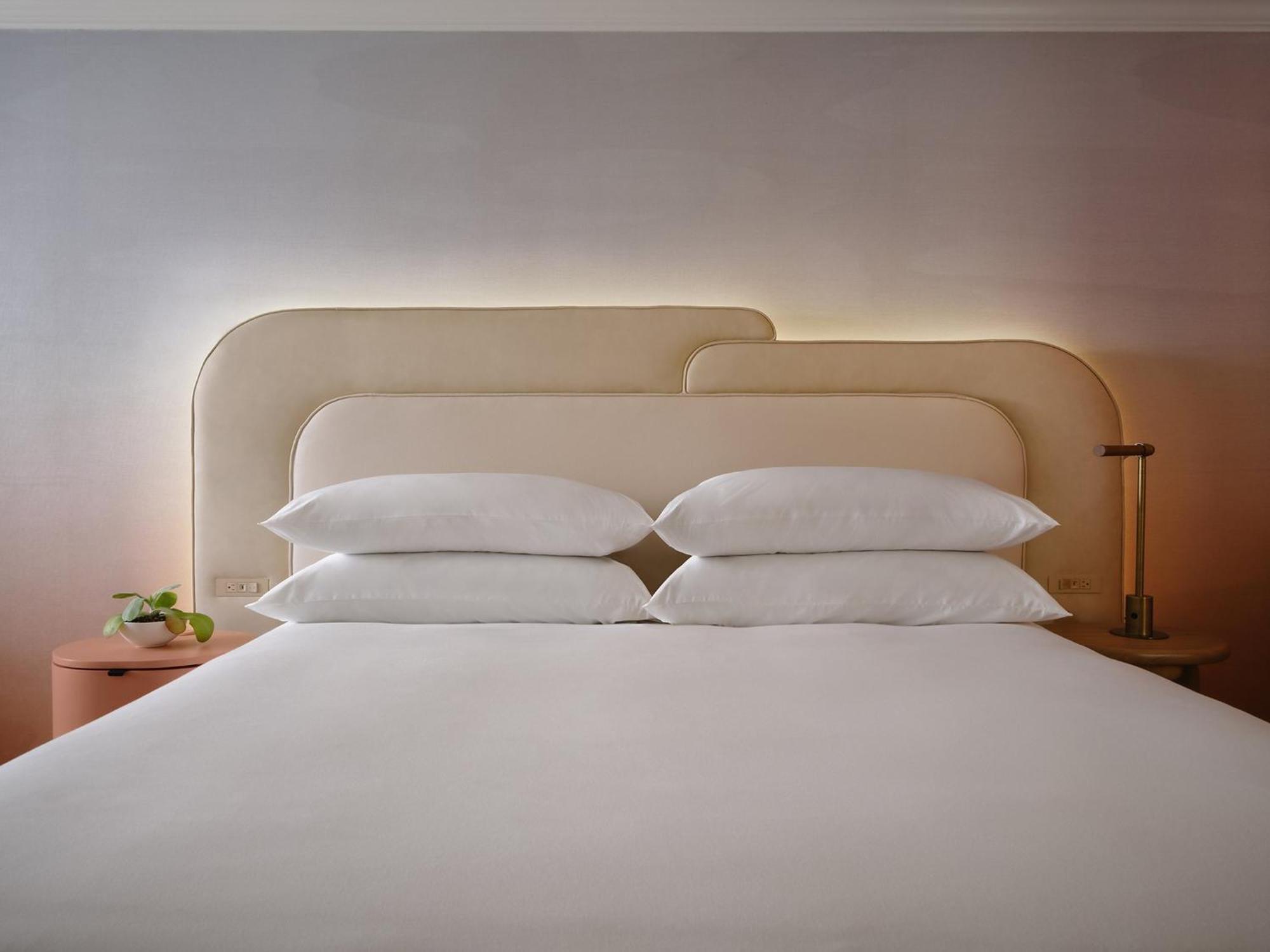 Essential Room