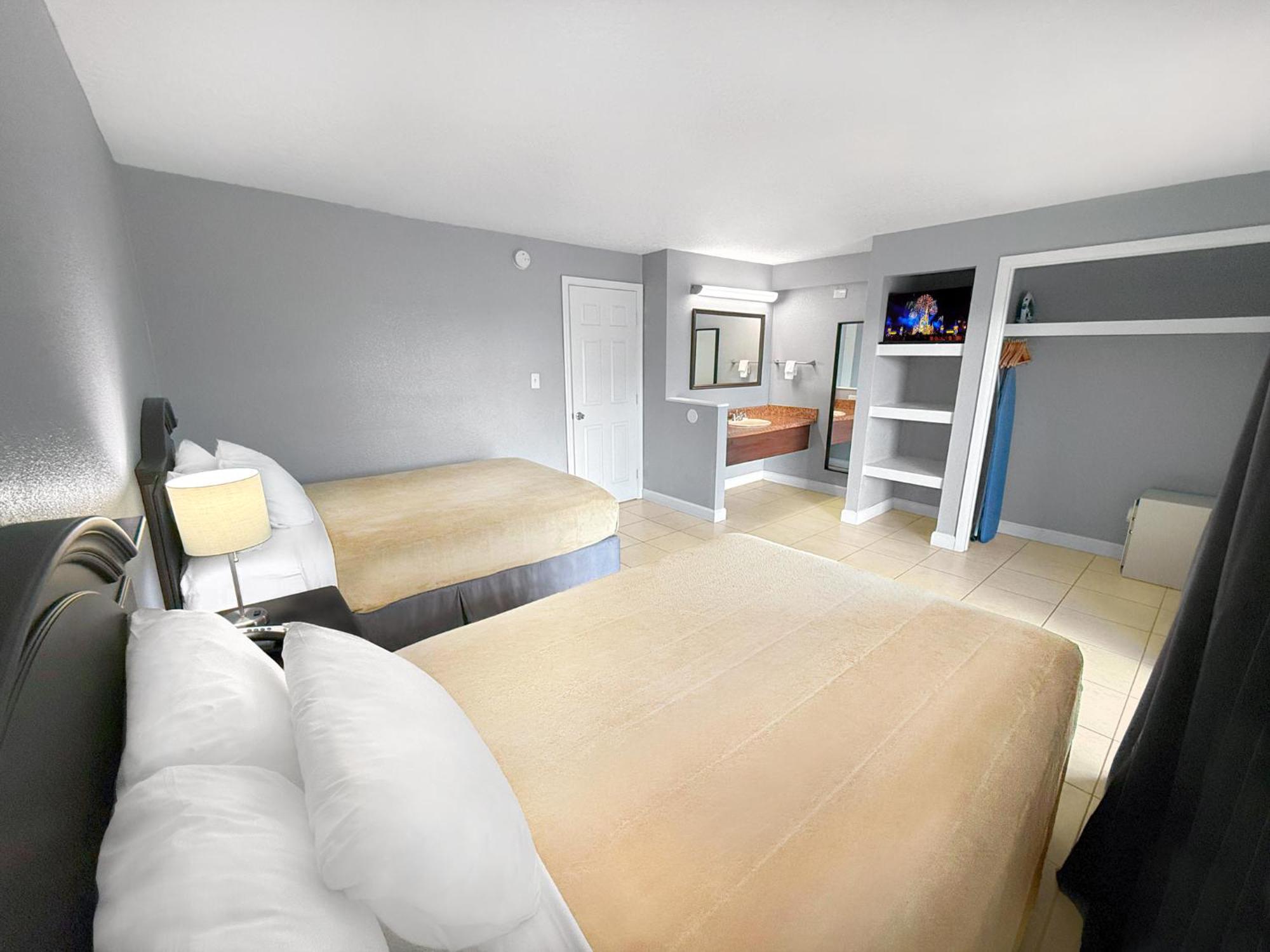 Unrenovated One-Bedroom Villa