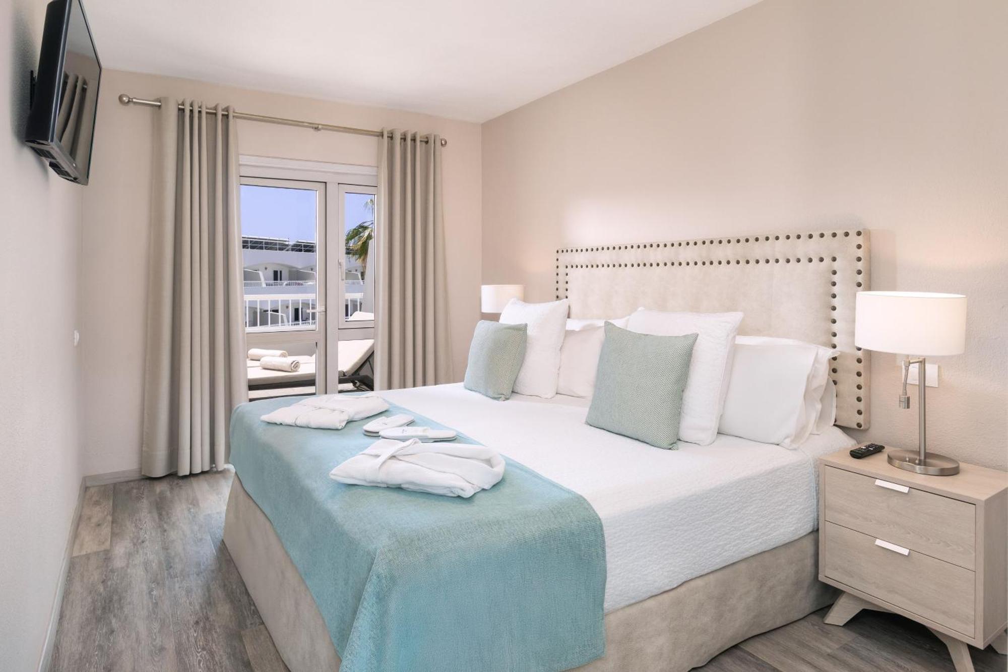 Superior Xtra Room,1774444505:JPEG