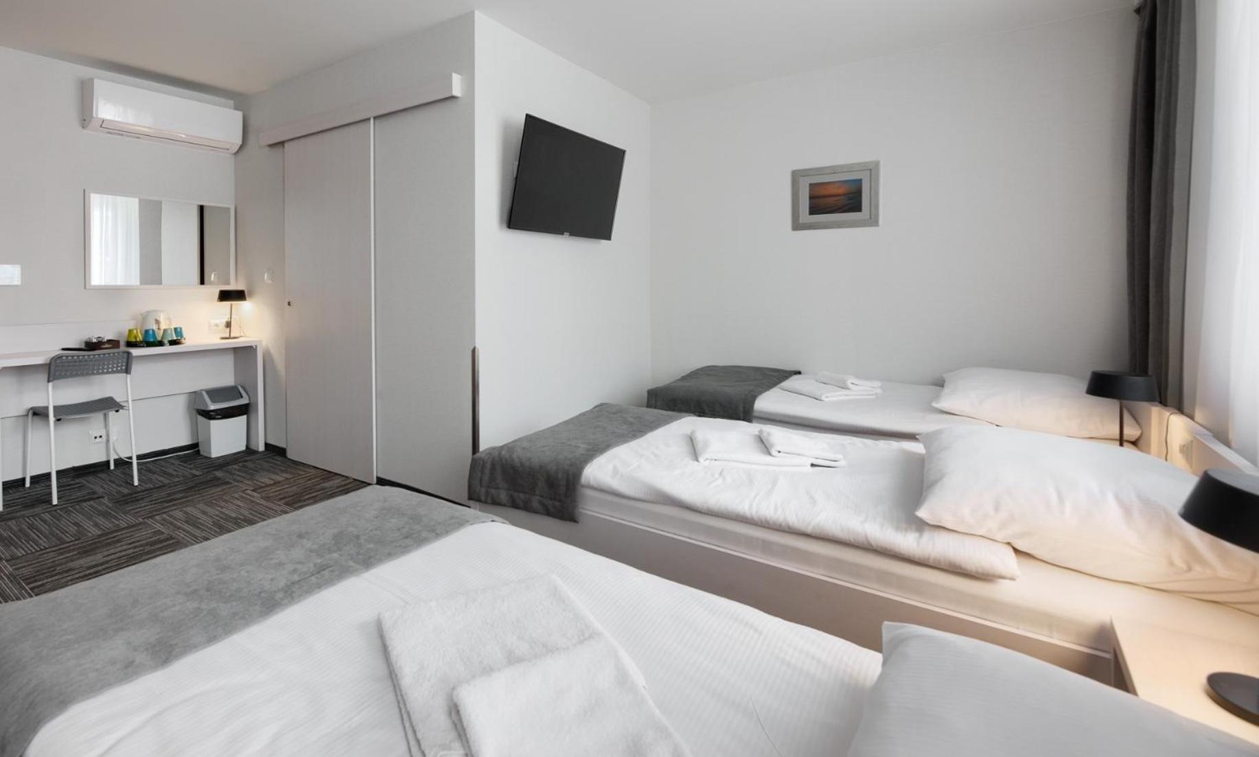 Deluxe Quadruple Room