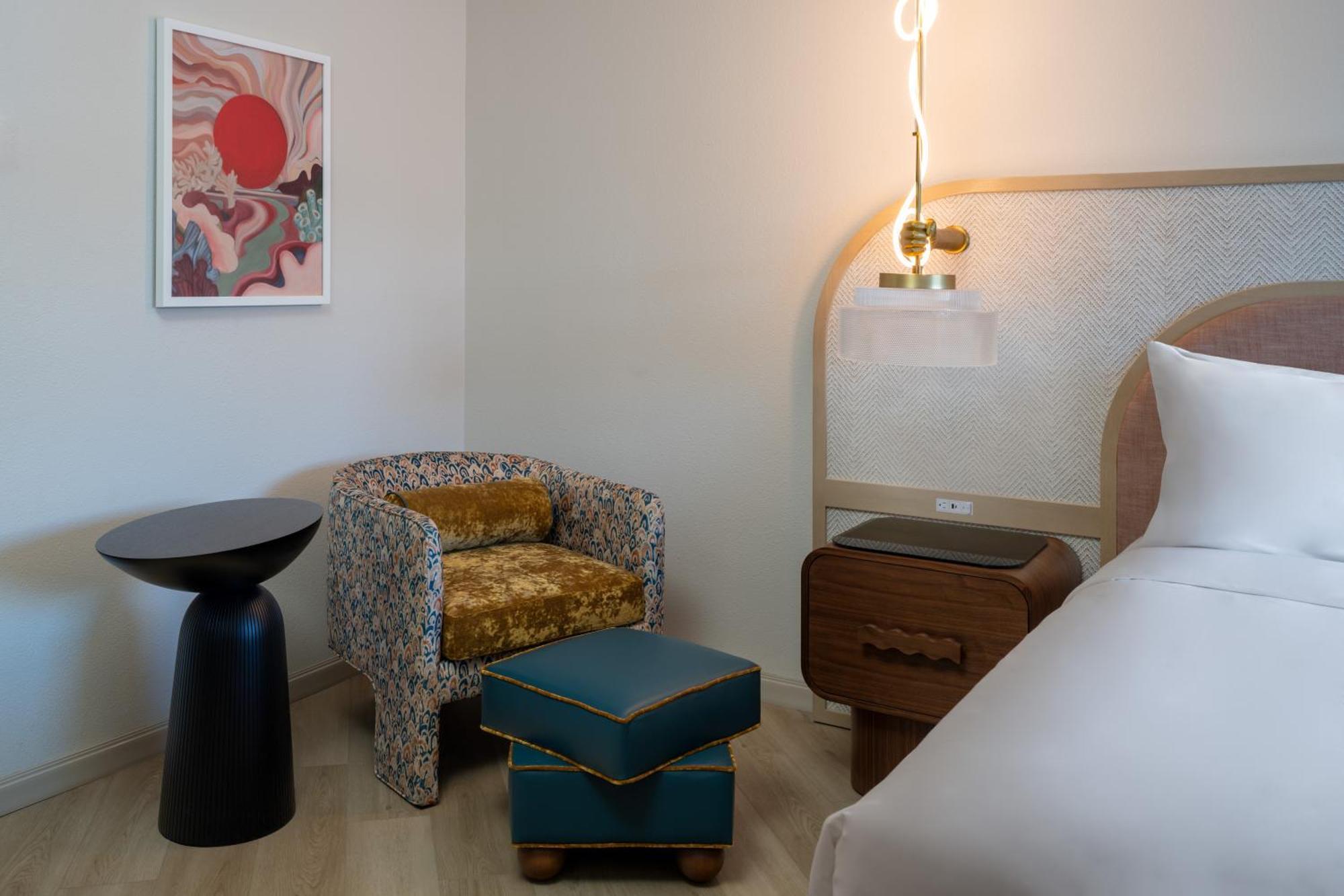 Deluxe King Room Hearing Accessible