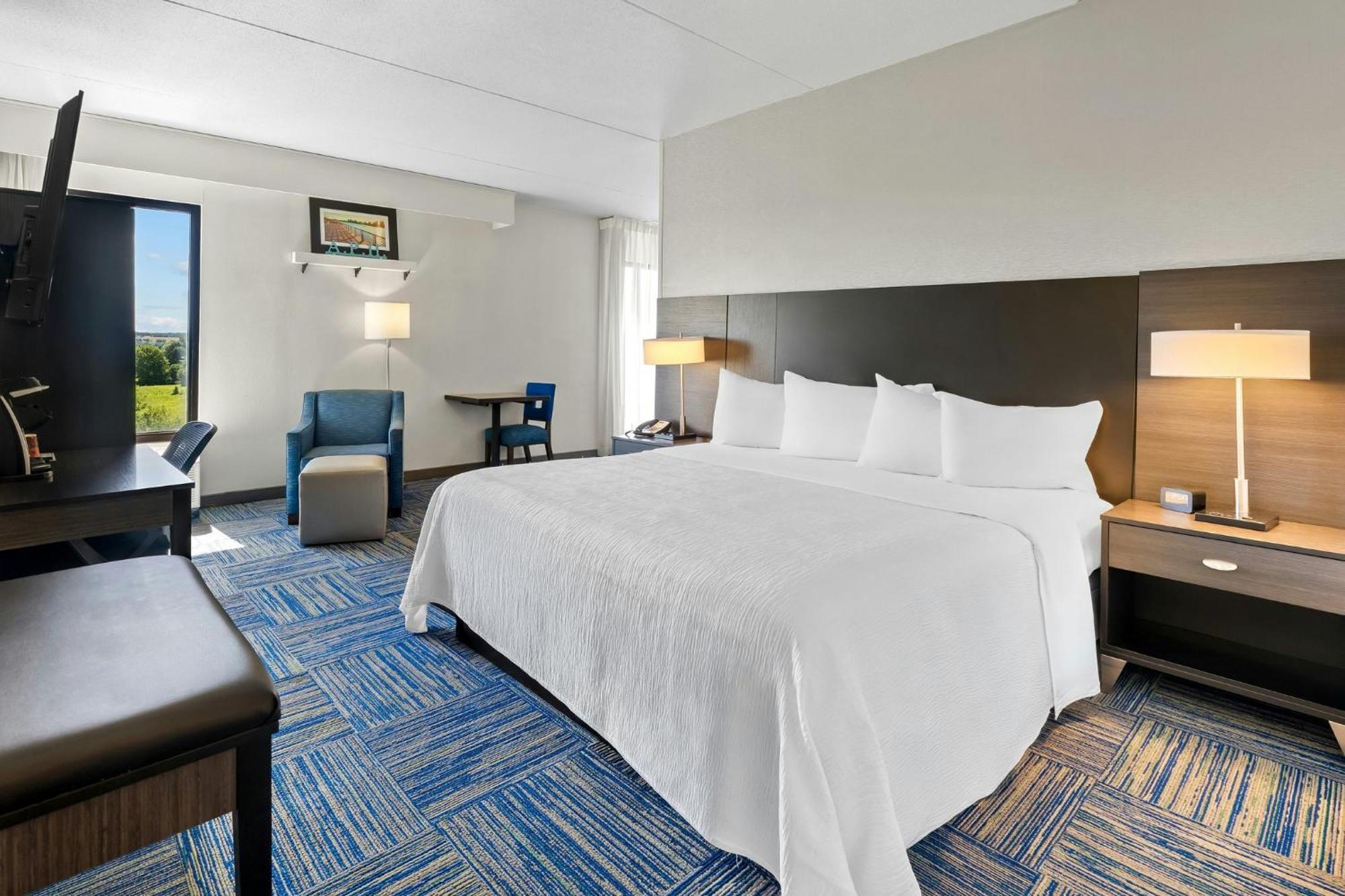 Suite King Room Smoke