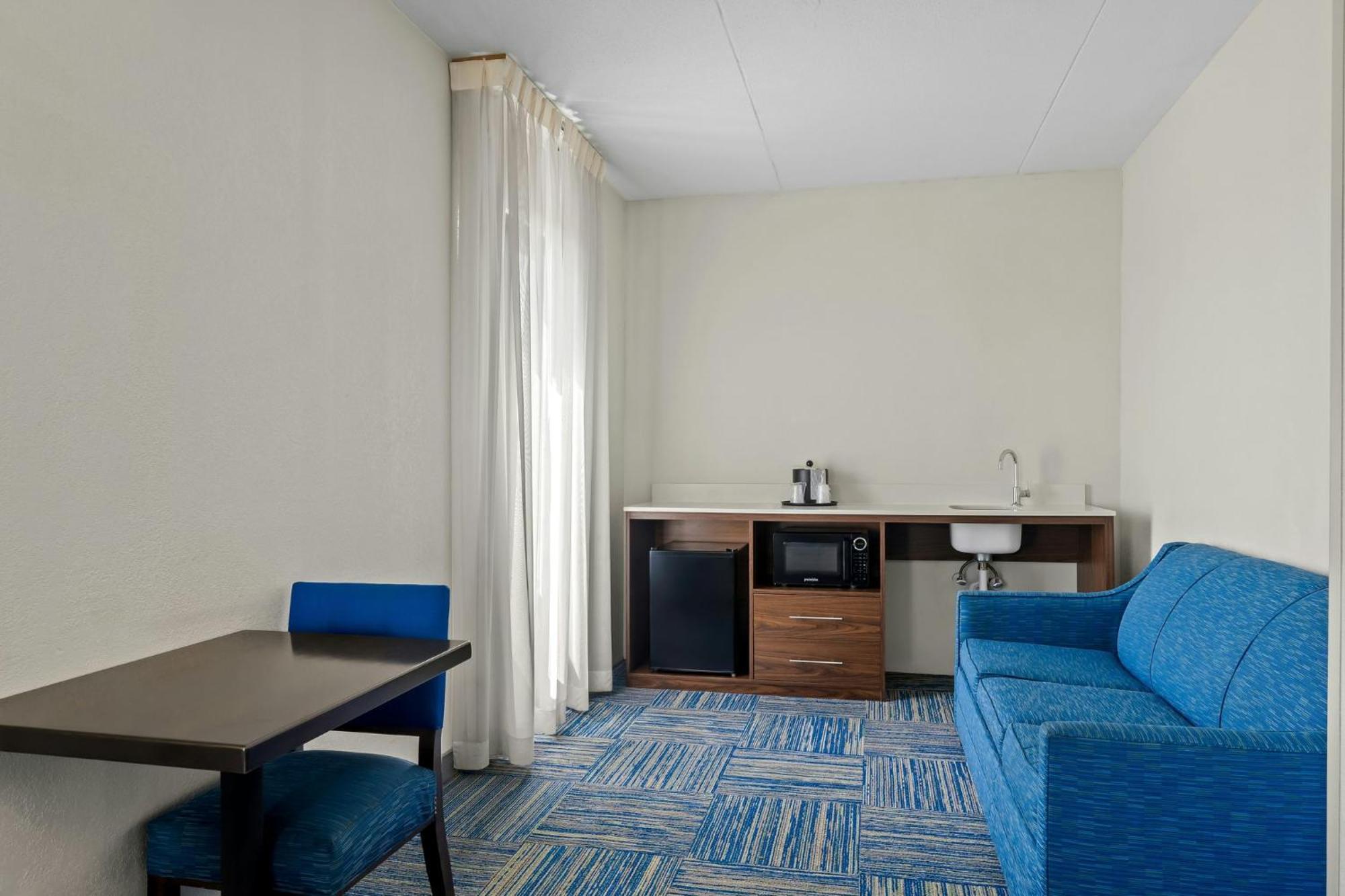 Suite King Room Smoke