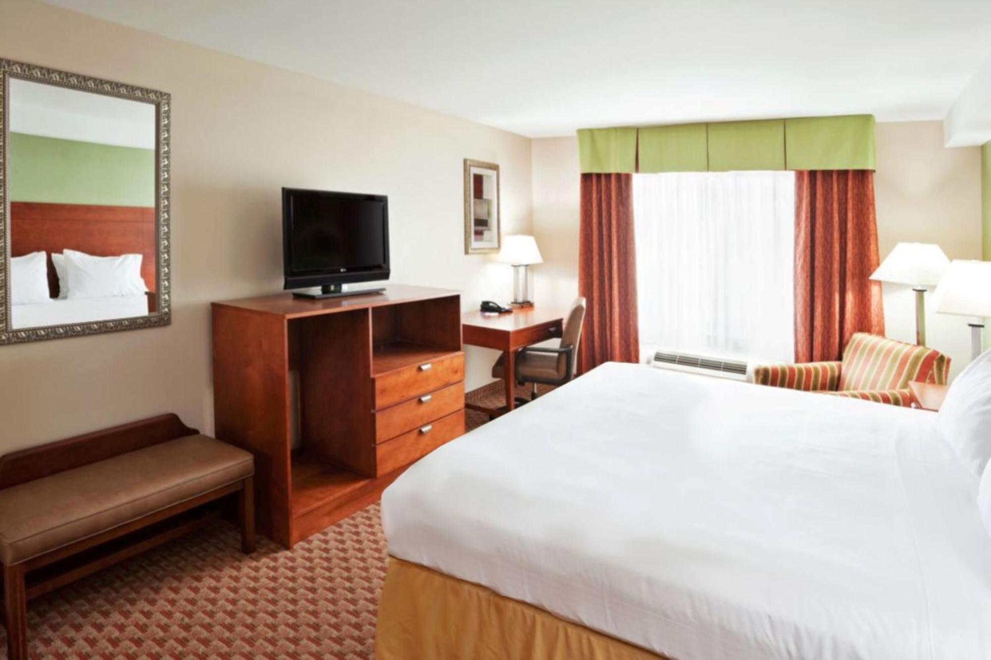Standard King Room