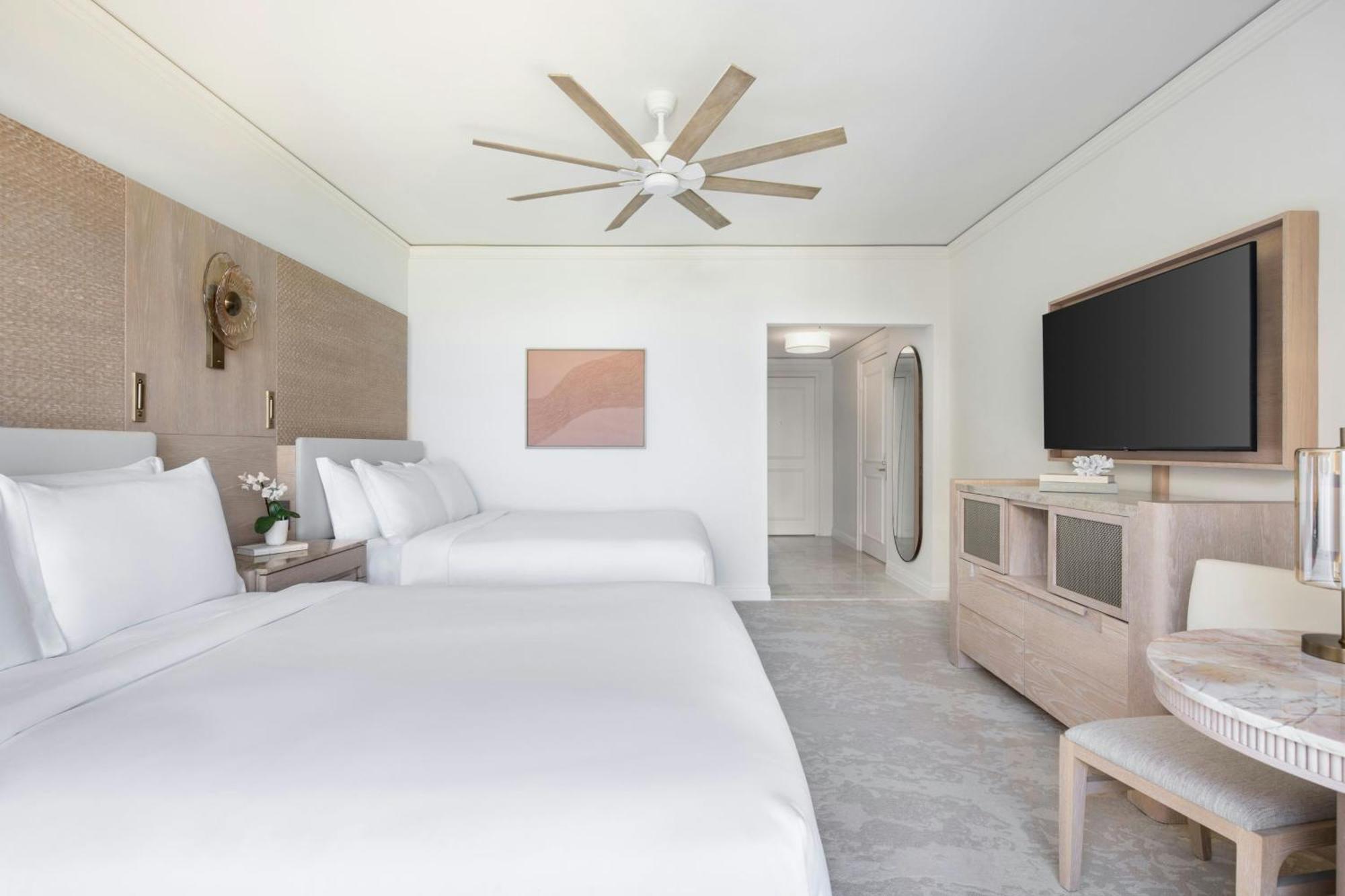 Room Two Queen Beds Bay View