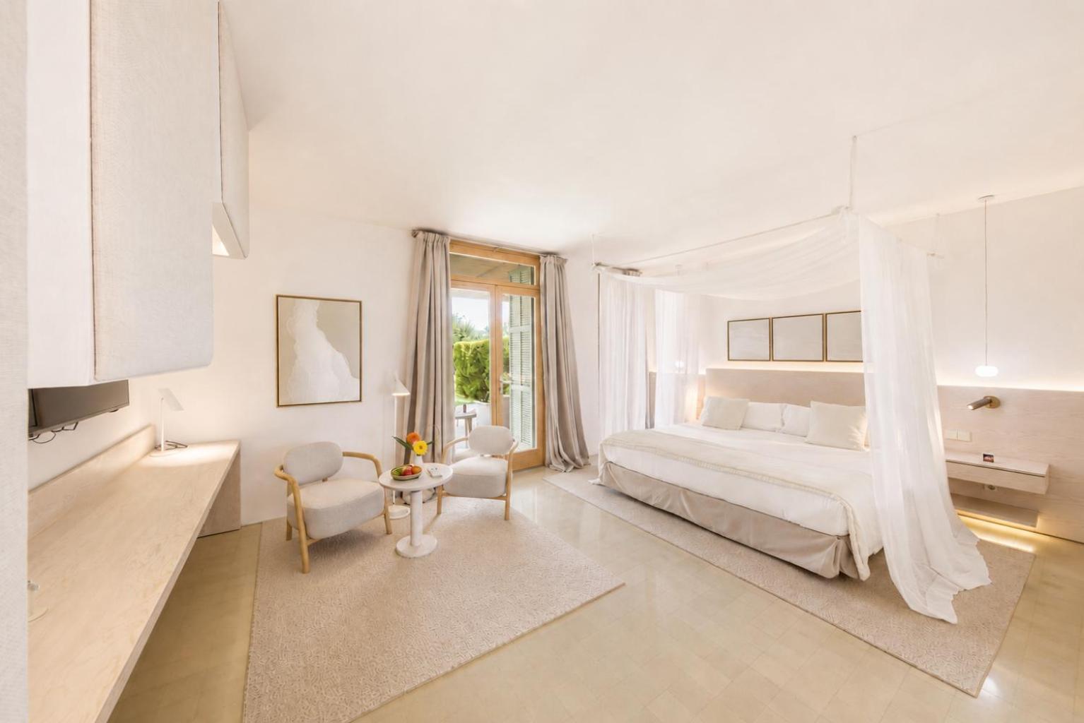 Superior Junior Suite