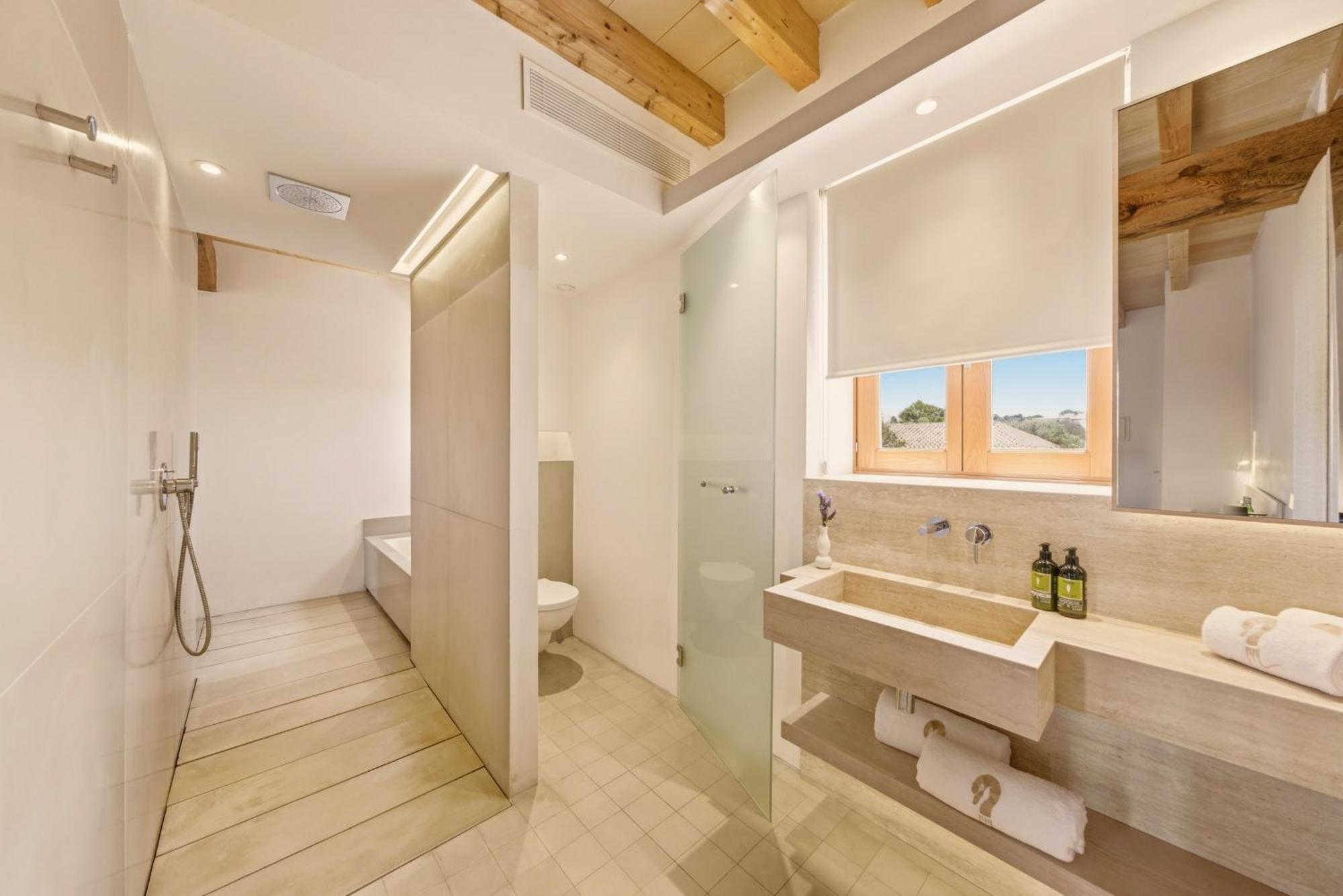 Superior Junior Suite