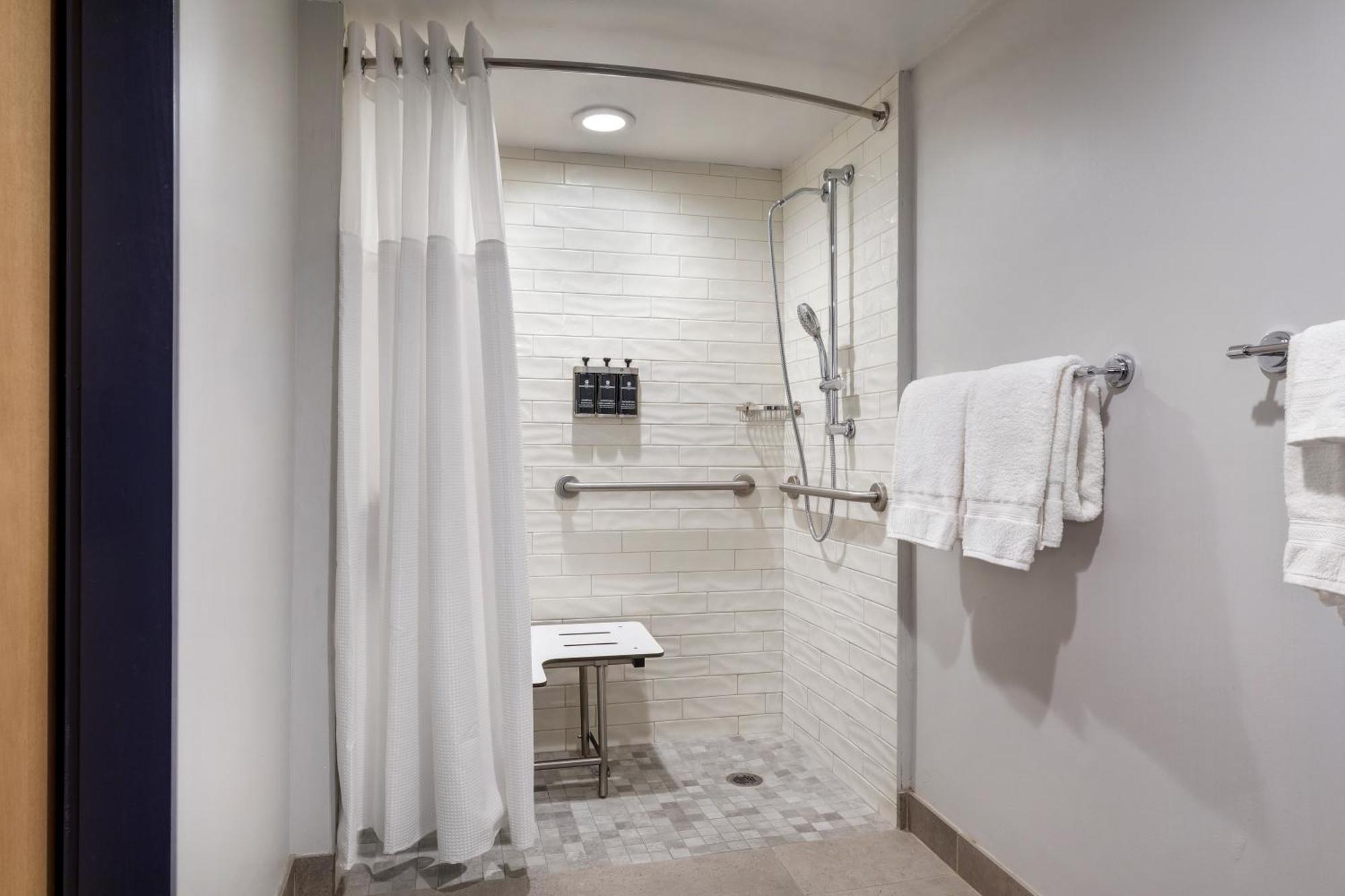 King Room Roll Shower Mobility Hearing Accessible