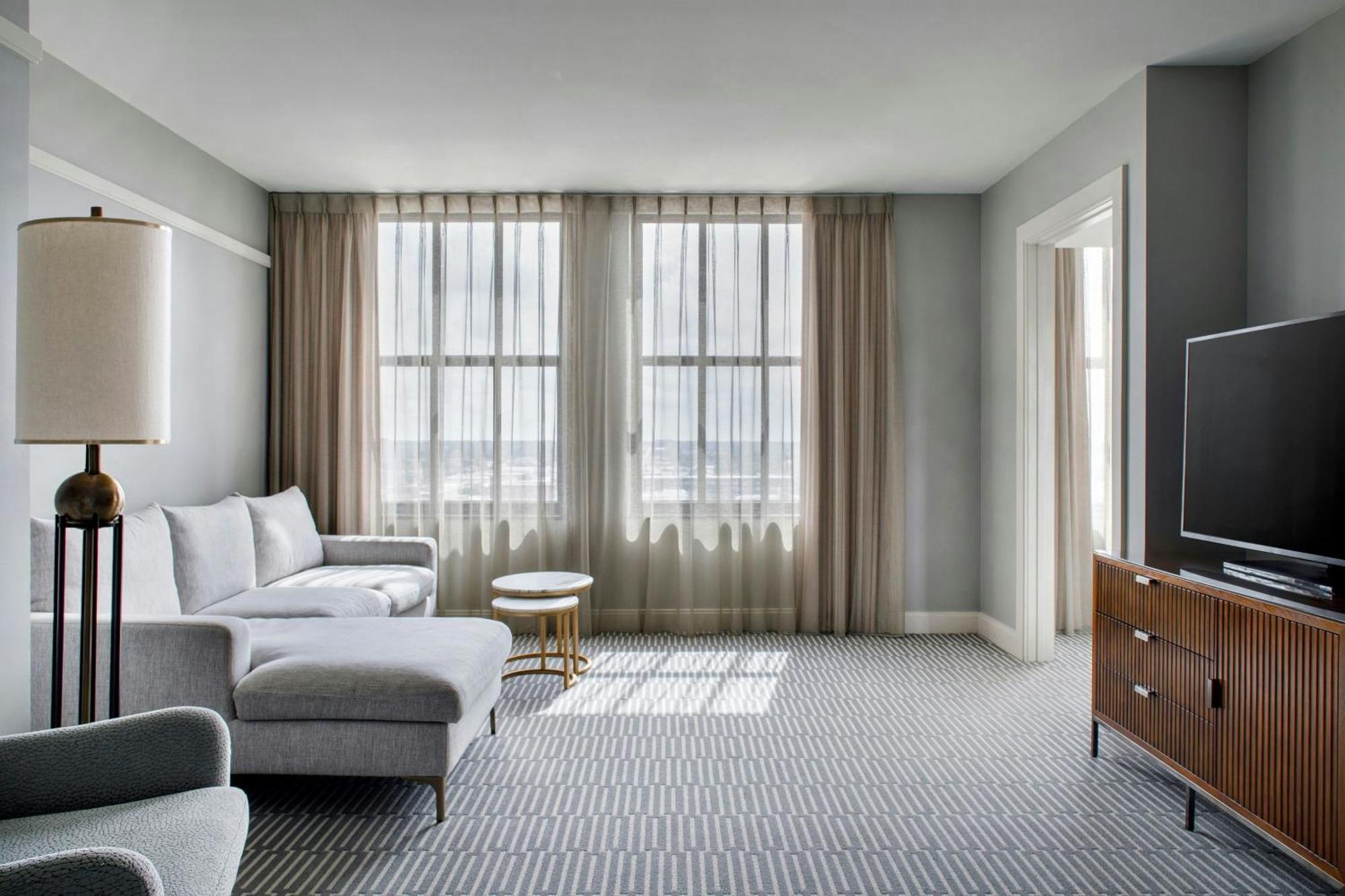 Ambassador Suite City View