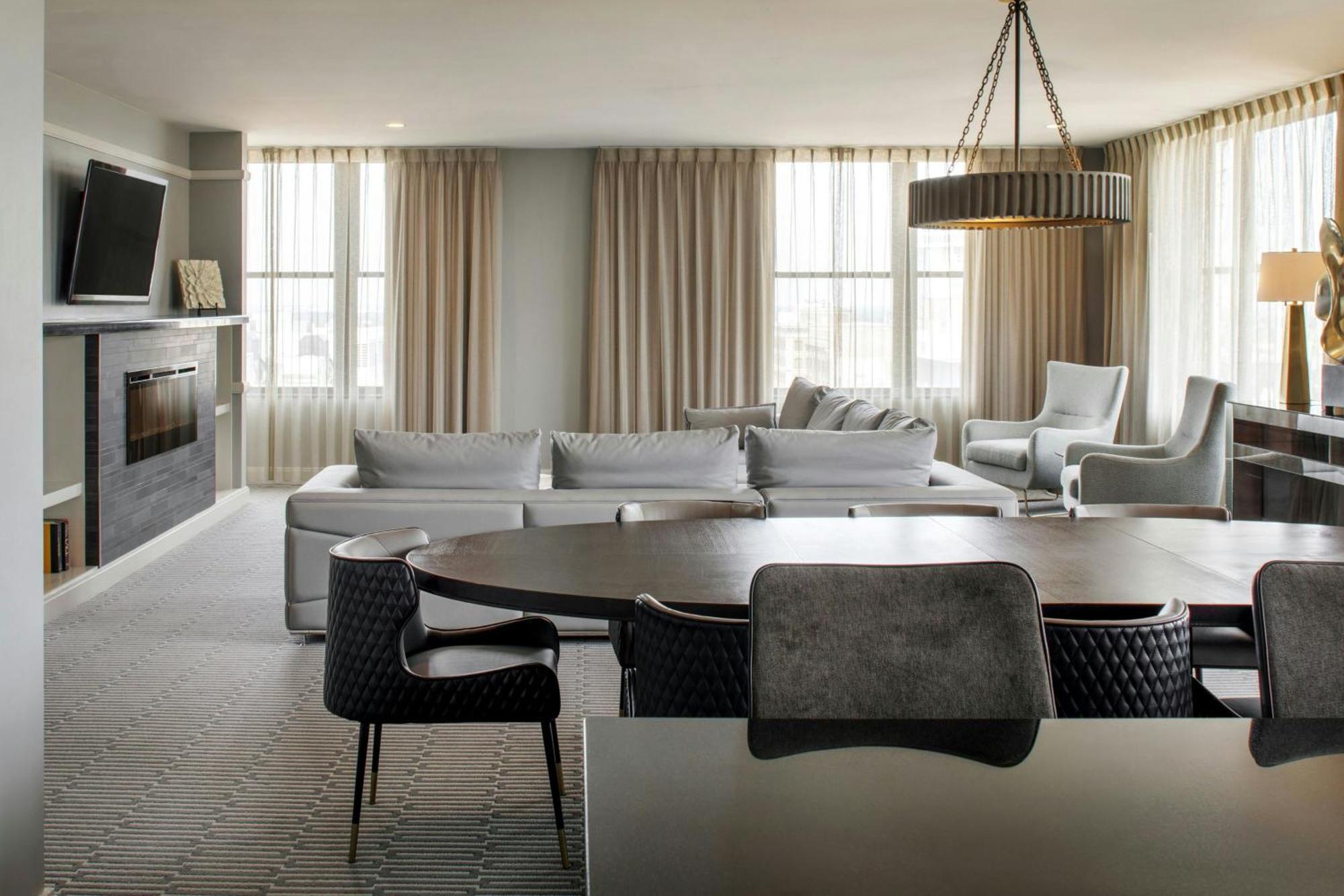 Ambassador Suite City View
