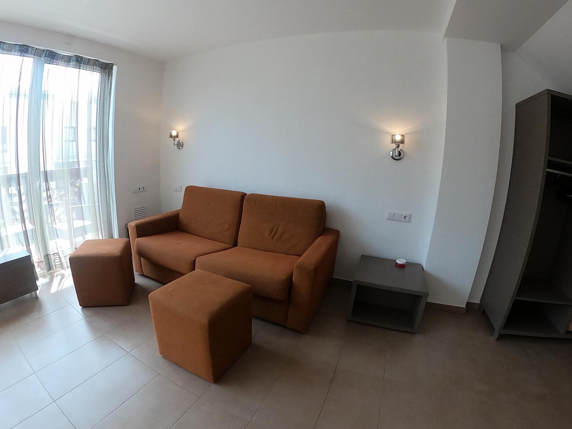 One-Bedroom Apartment Terrace