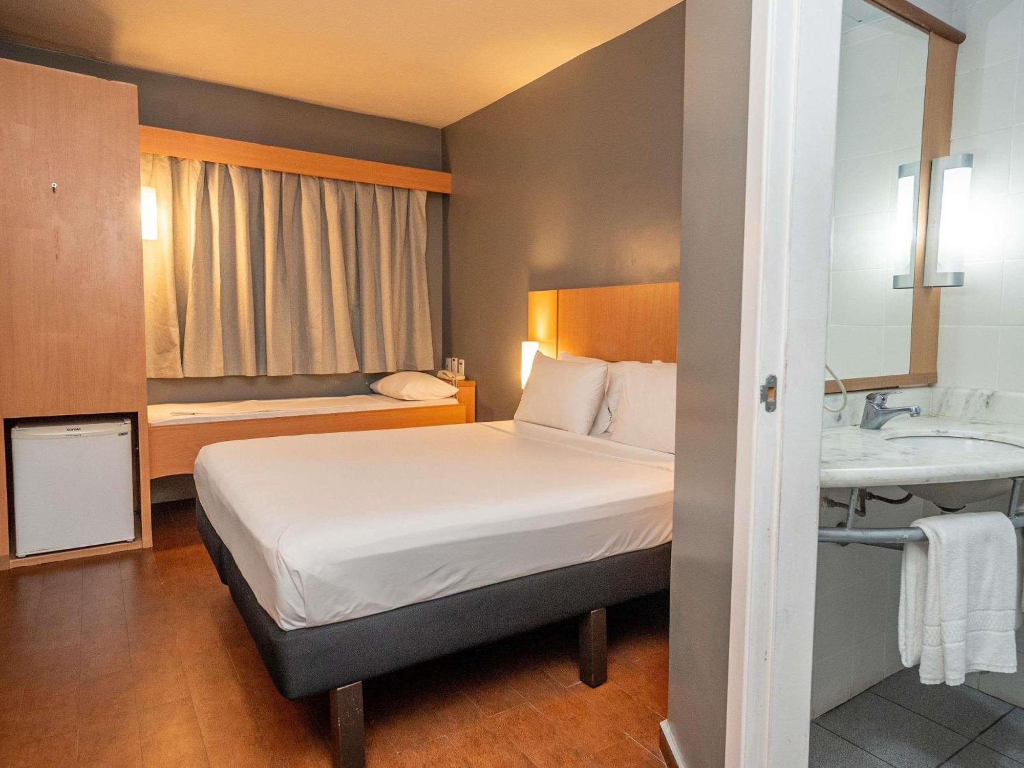 Double Room Extra Child Bed