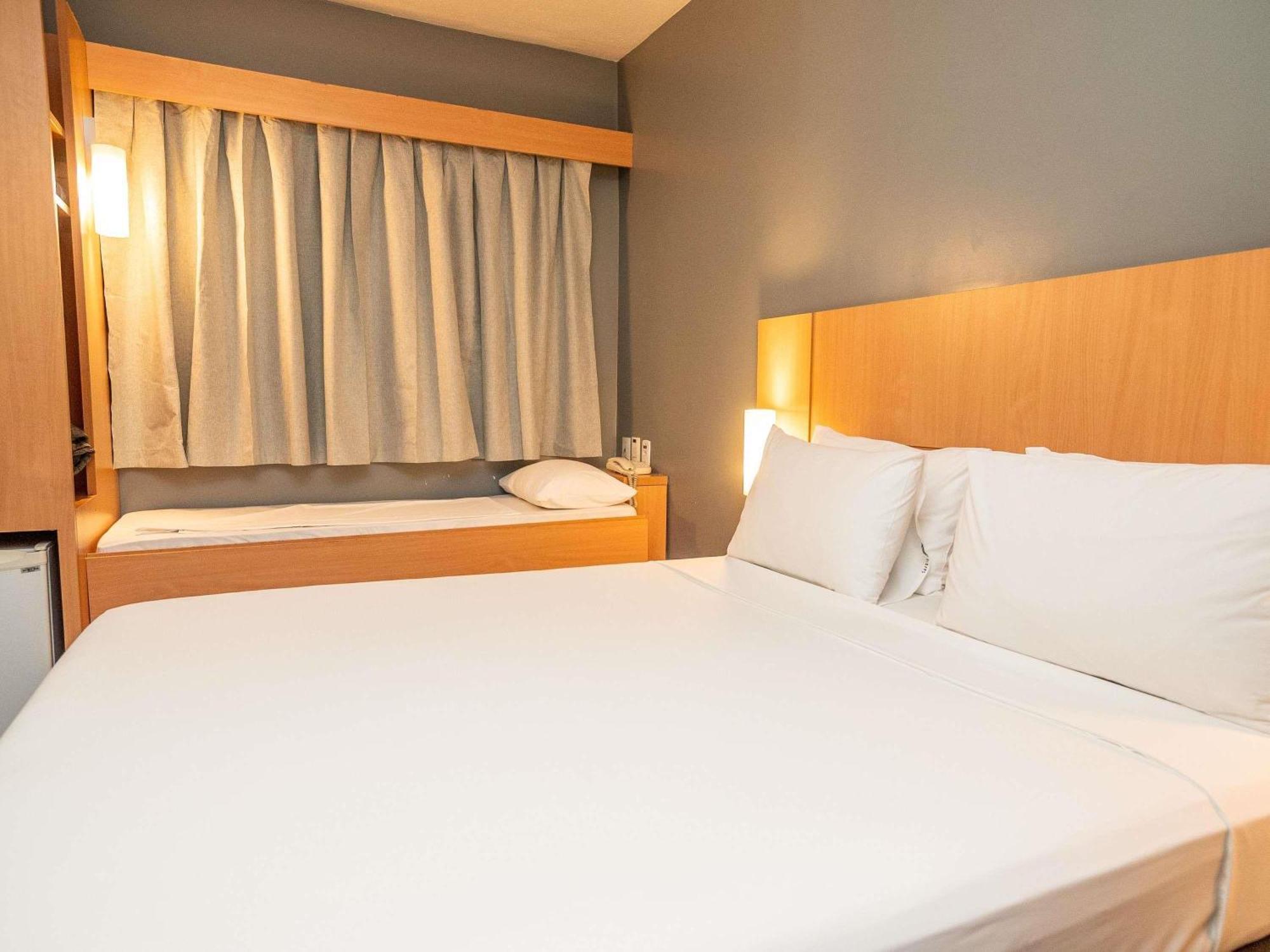 Double Room Extra Child Bed