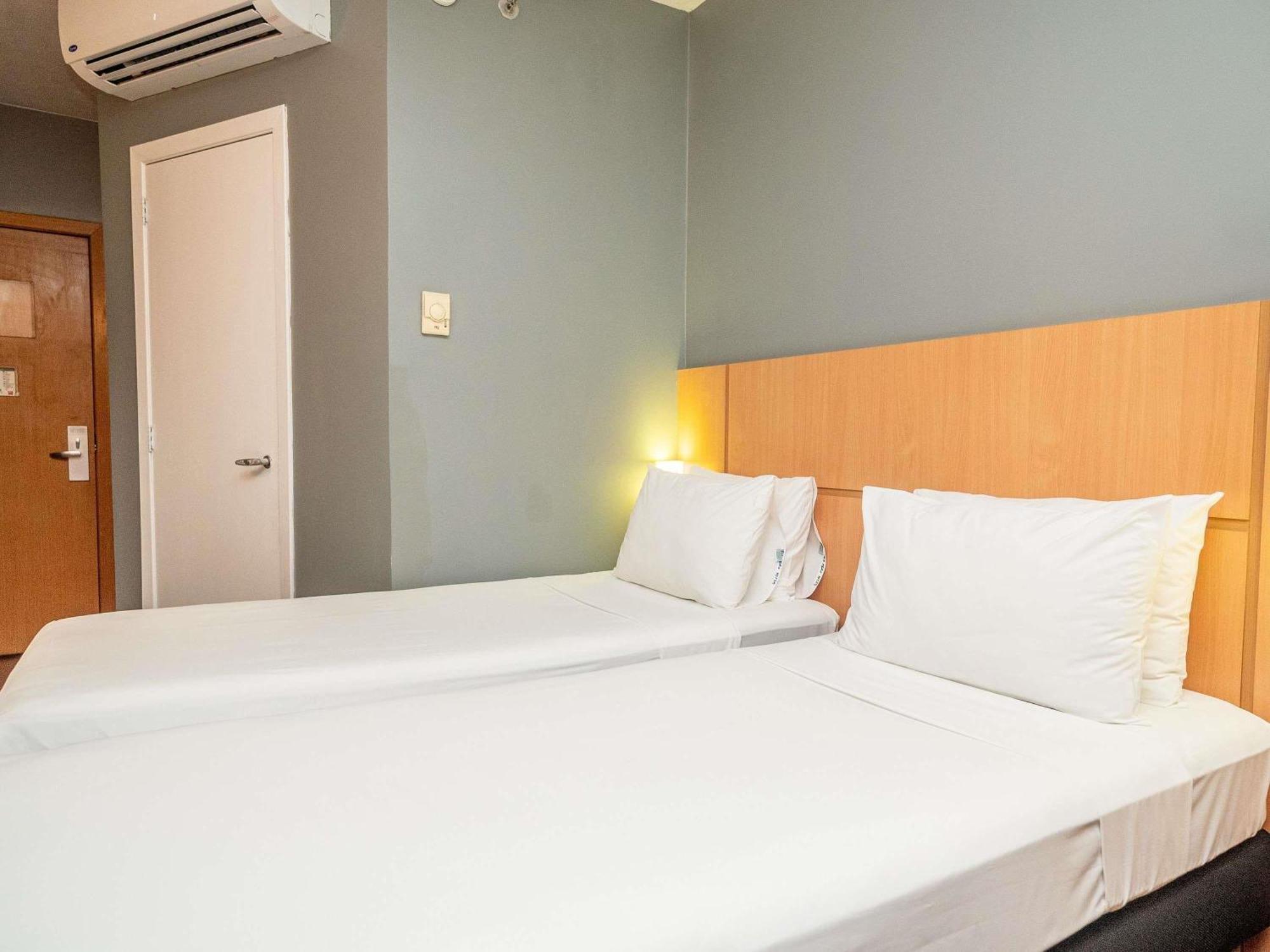 Standard Room Two Single Beds