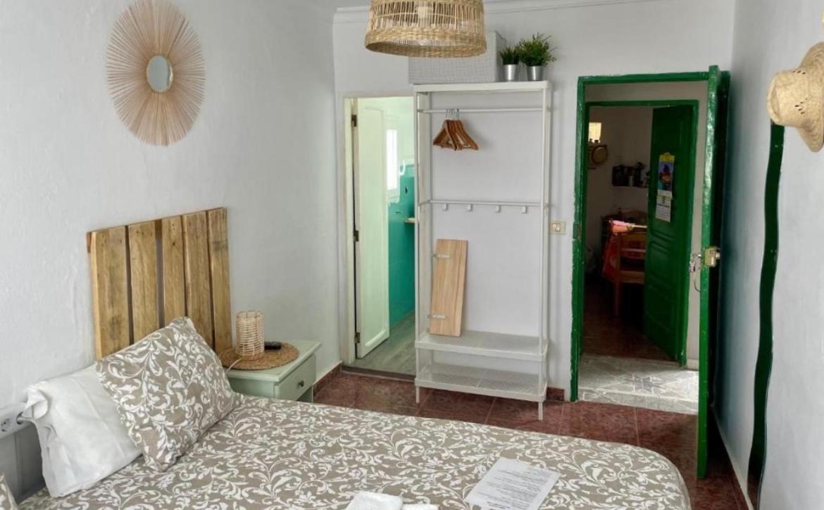 Double or Twin Room Private Bathroom