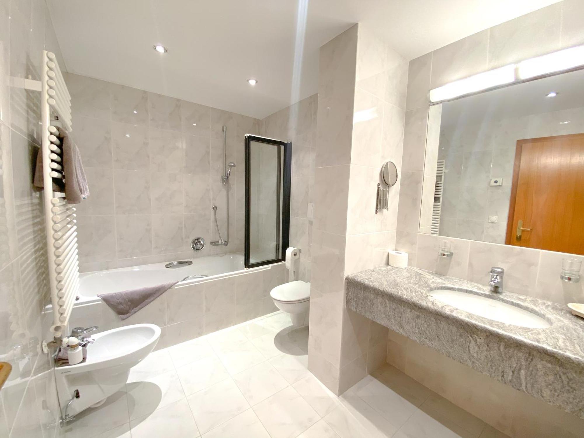 Triple Room Private Bathroom