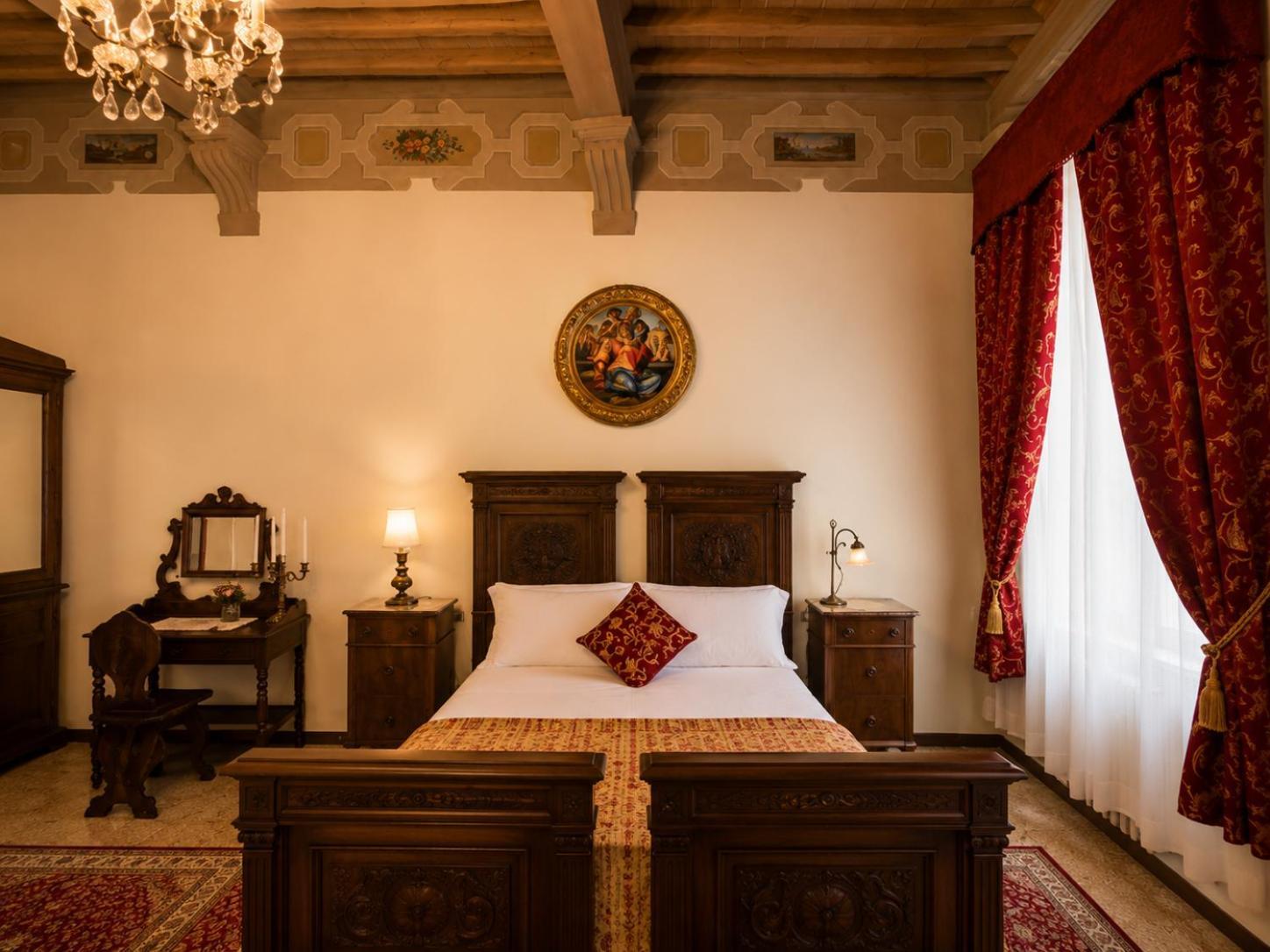 Luxury Triple Room