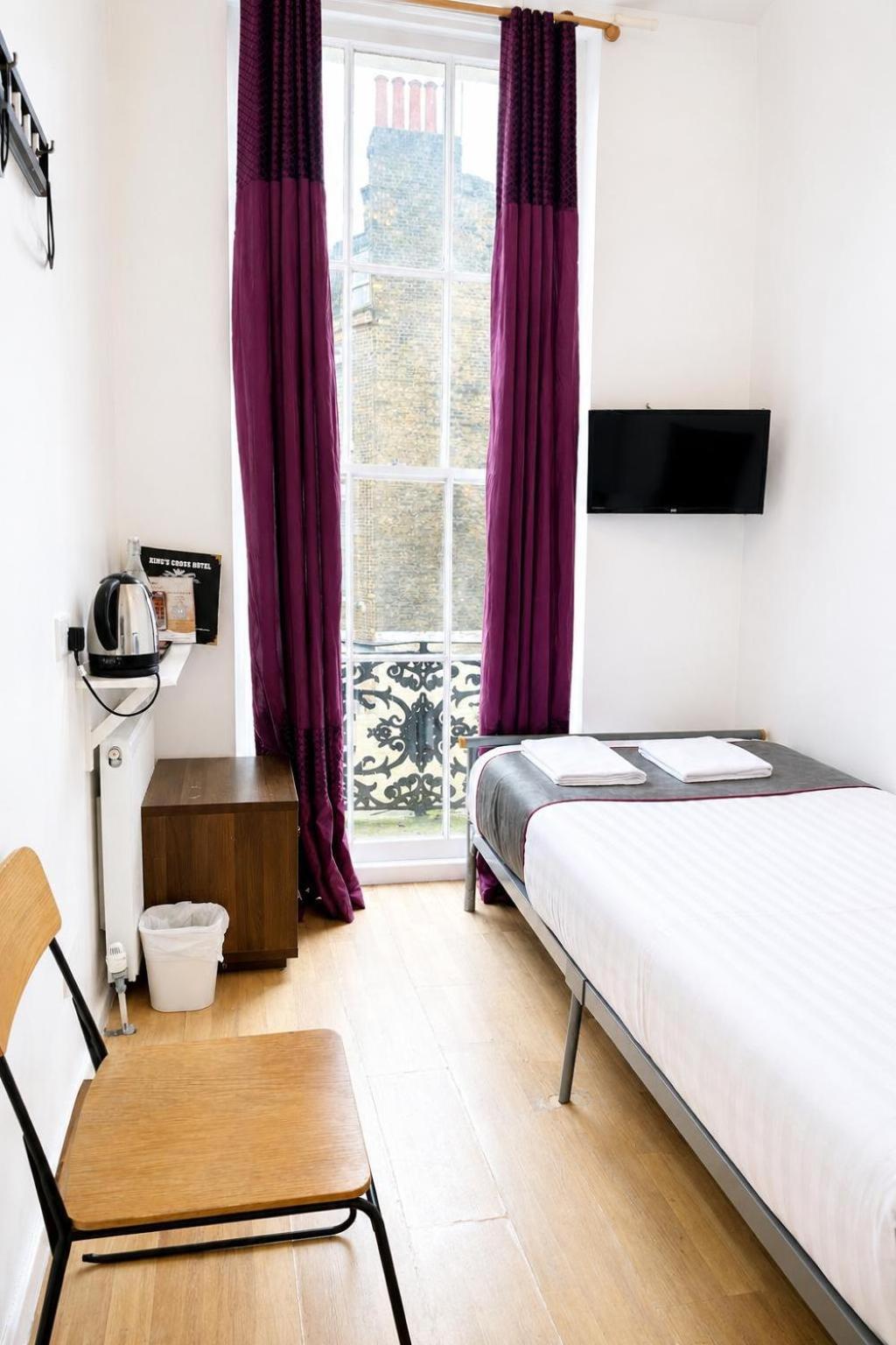 Eenpersoonskamer met Eigen Badkamer