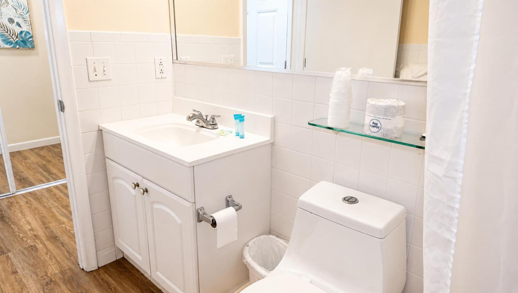 2 Queen Beds Beachview