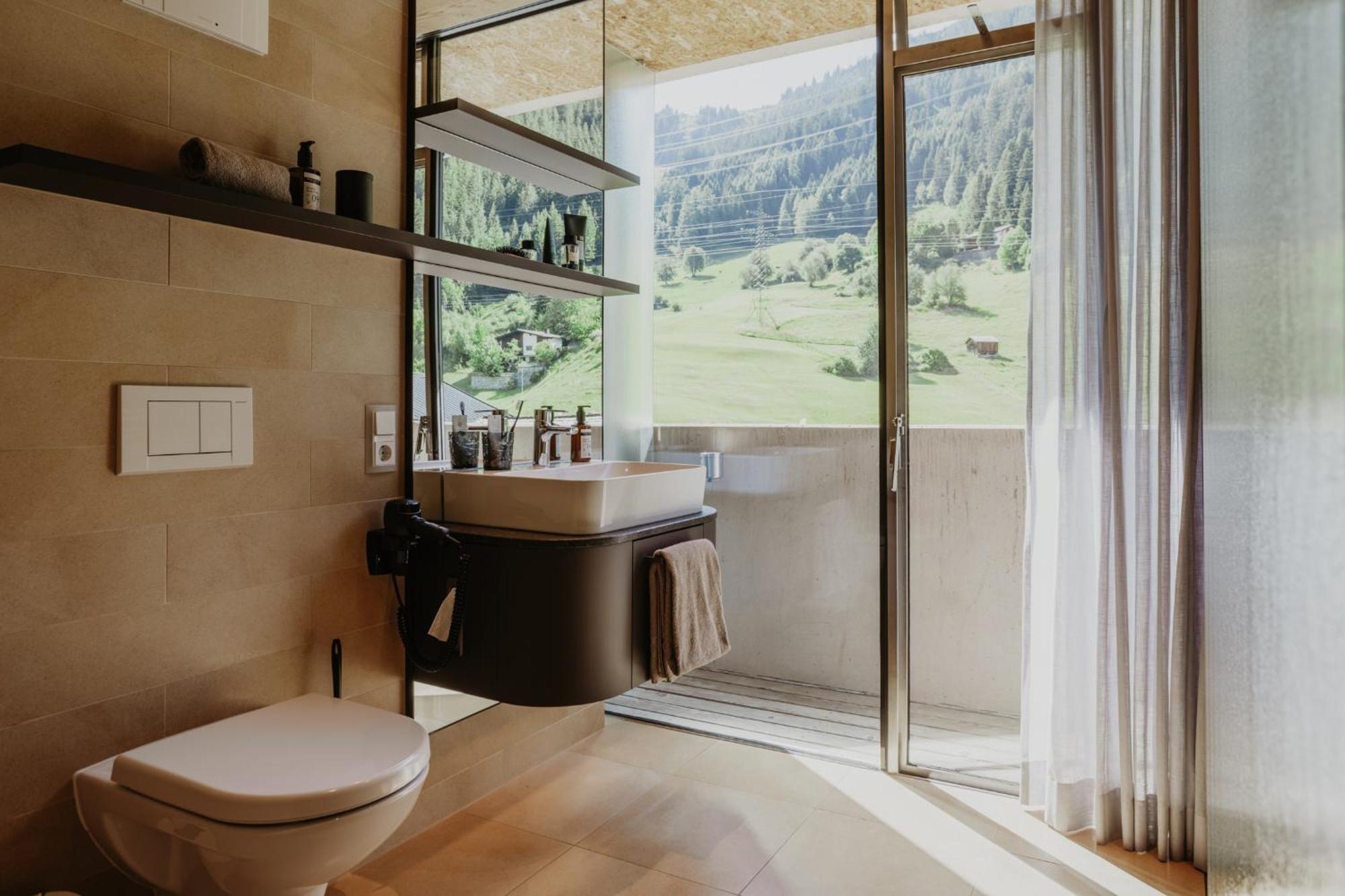 Single Room Balcony
