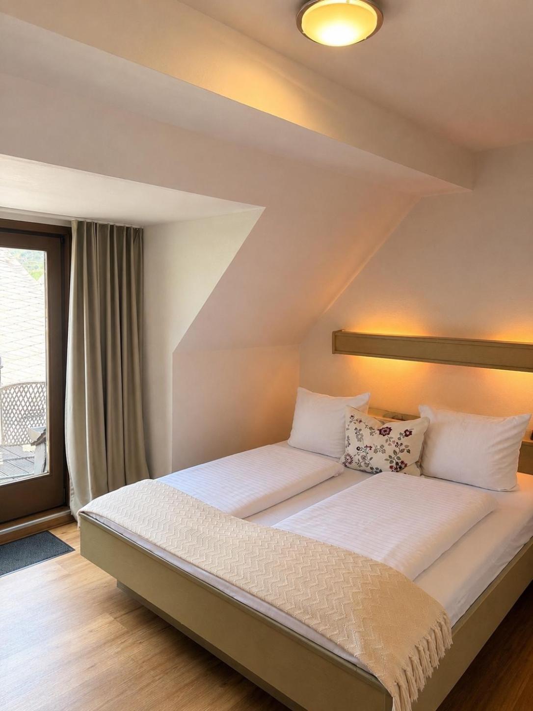 Basic Double Room