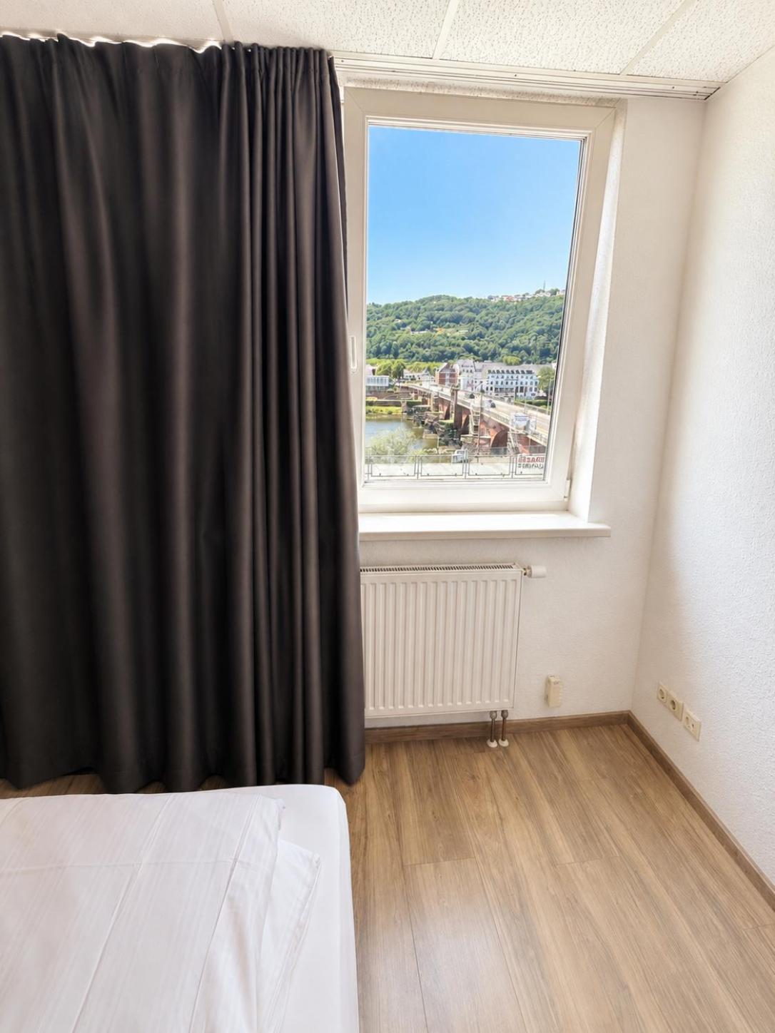 King Room Lake View