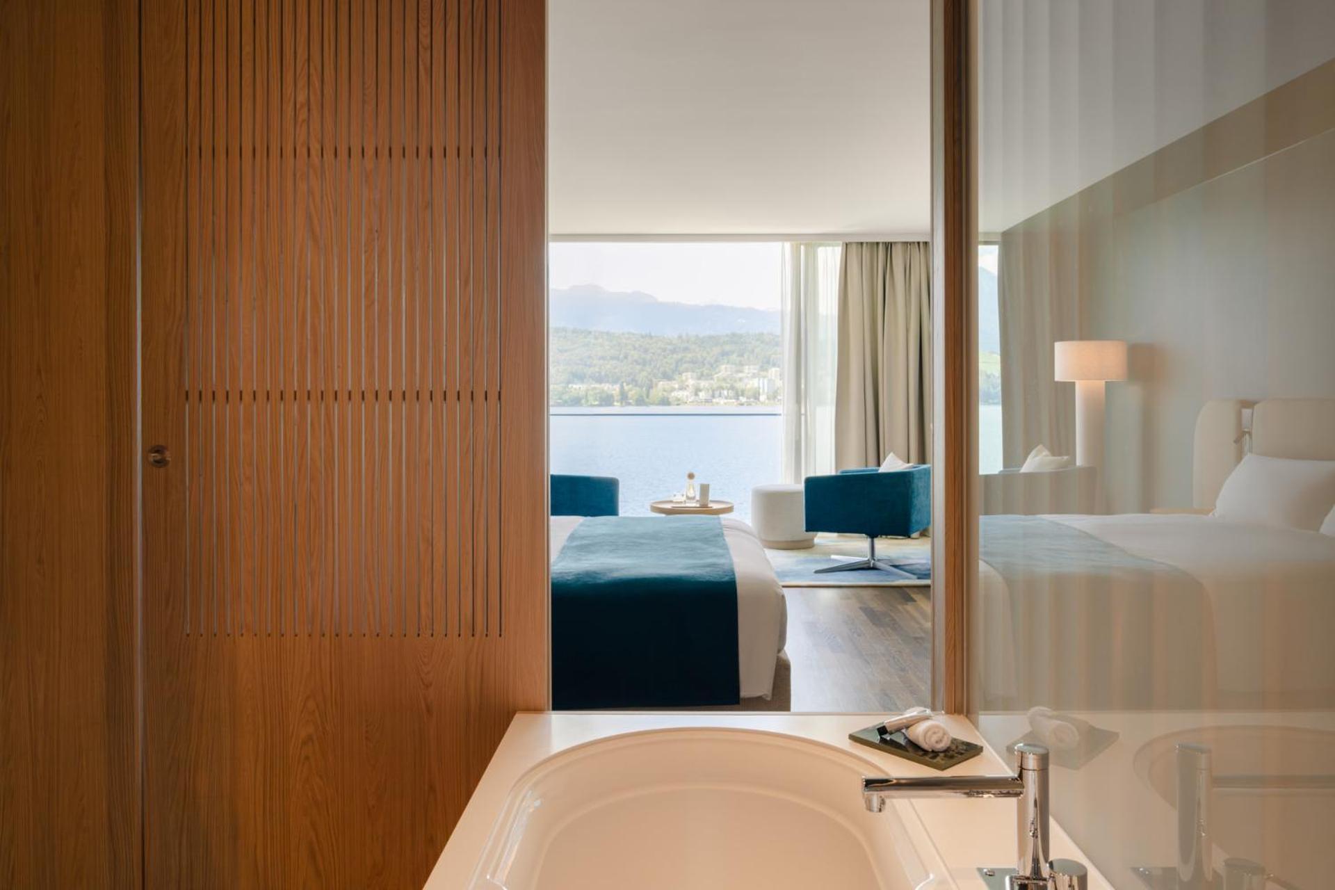 Lake View Deluxe