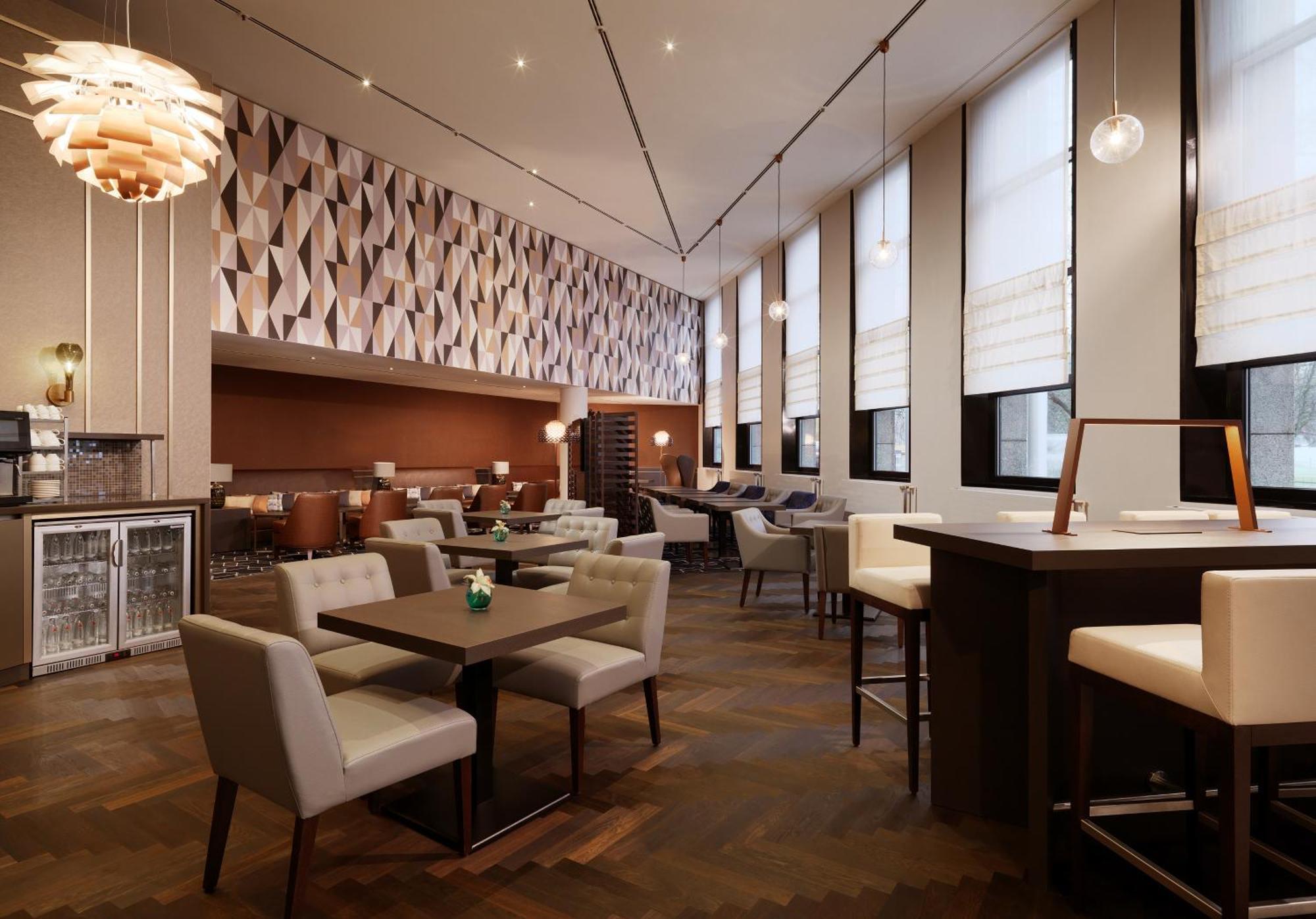 Club Double Room Club Lounge Access