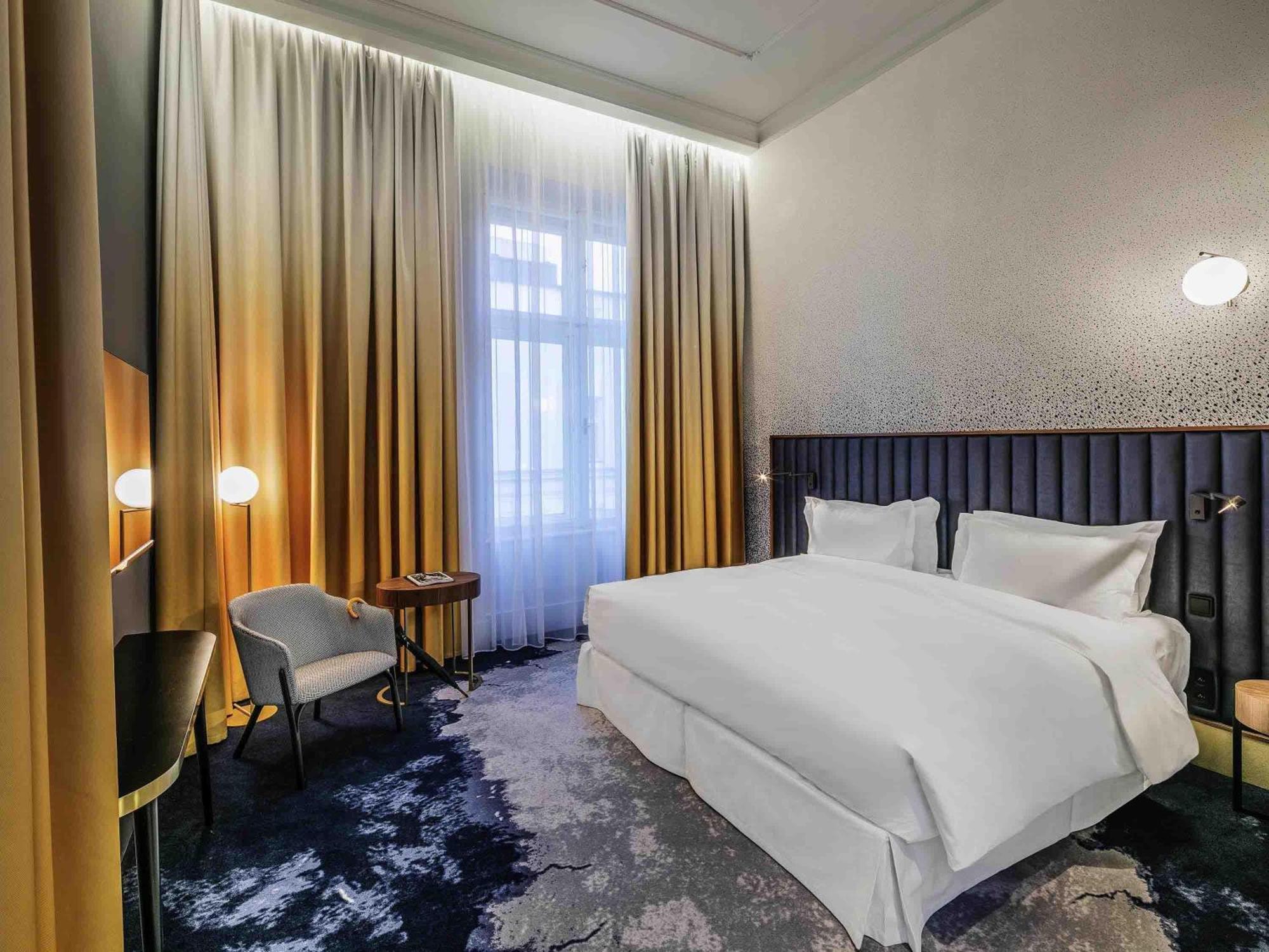 Executive King Room