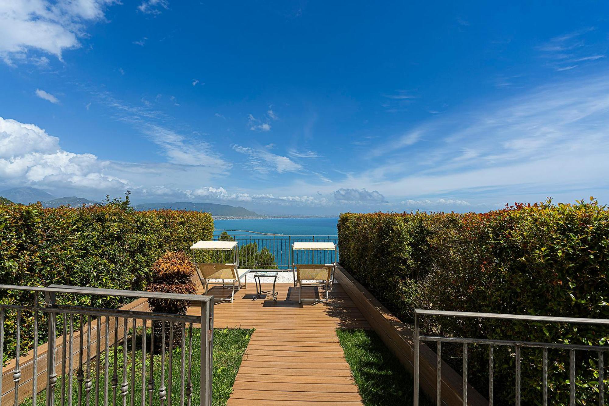 Deluxe Double Room Sea View Terrace