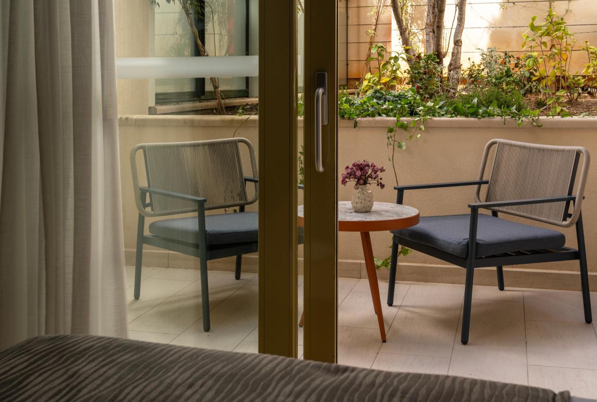 Classic Interconnecting Rooms Balcony
