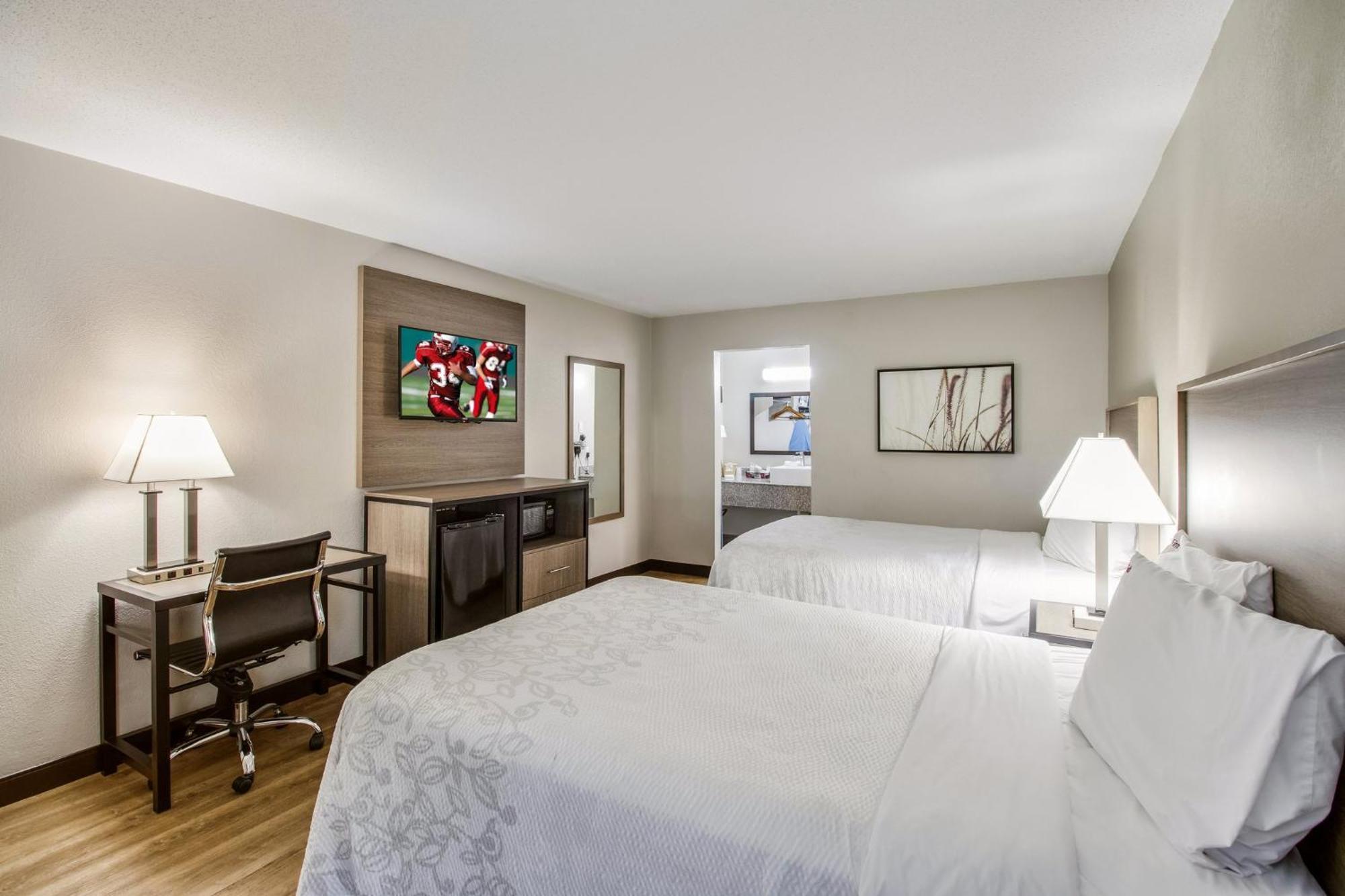 Superior Room Two Double Beds Smoke