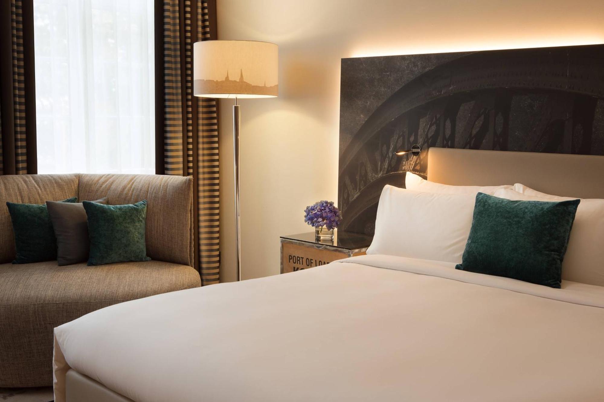 Deluxe Room Guest room 1 King