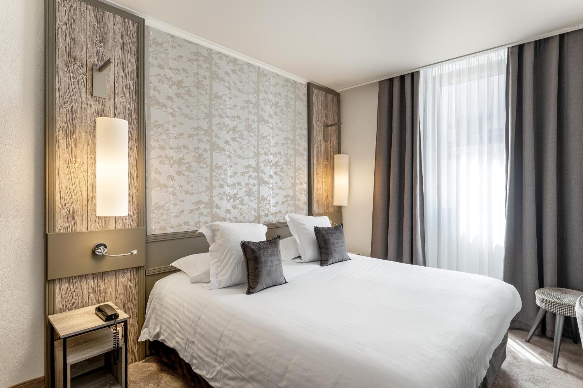 Classic Double or Twin Room