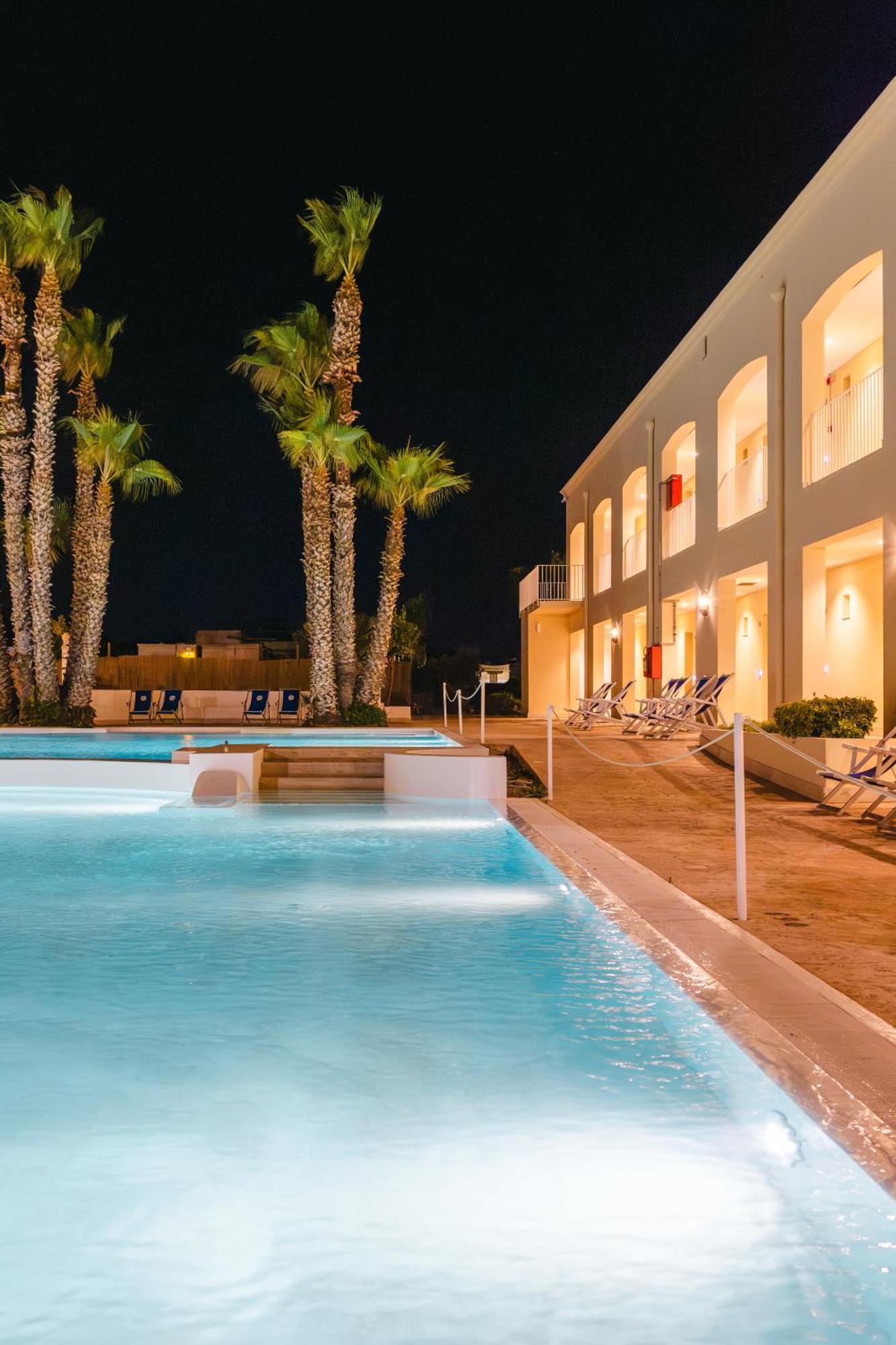 Urban Pool Comfort Quadruple Room